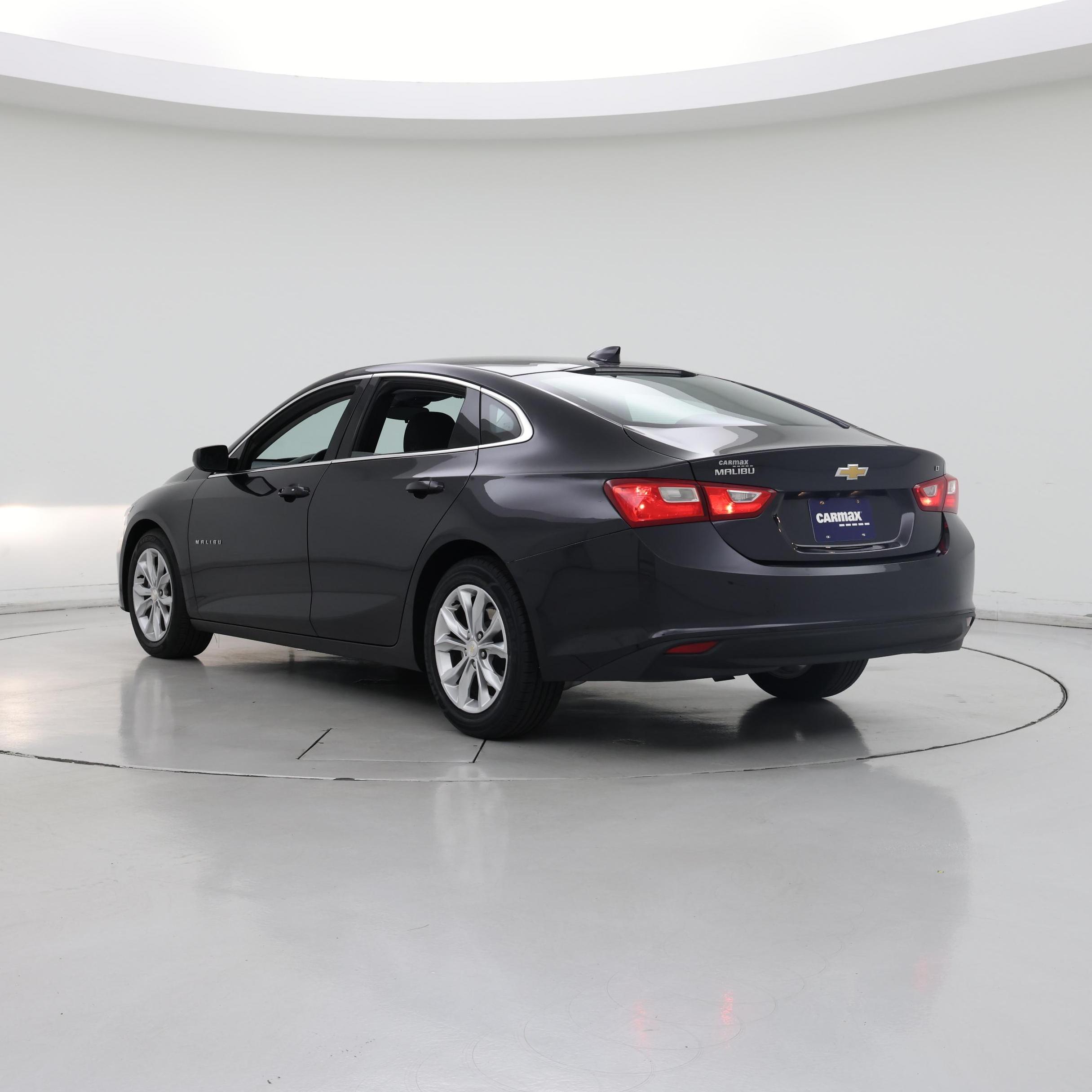 Thumbnail: 2023 Chevrolet Malibu - 2