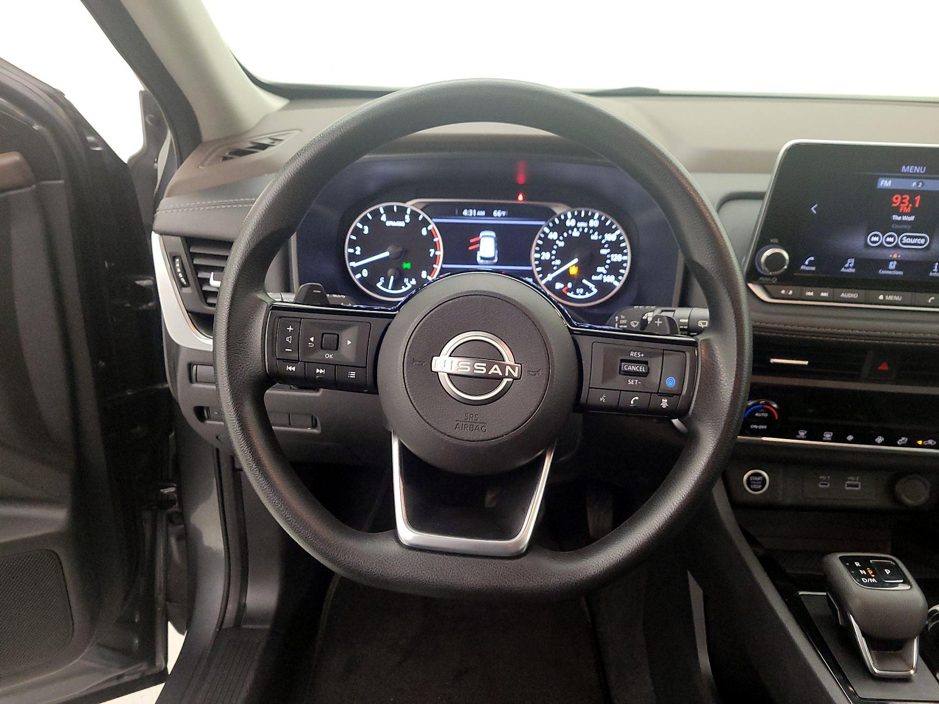 Thumbnail: 2023 Nissan Rogue - 10