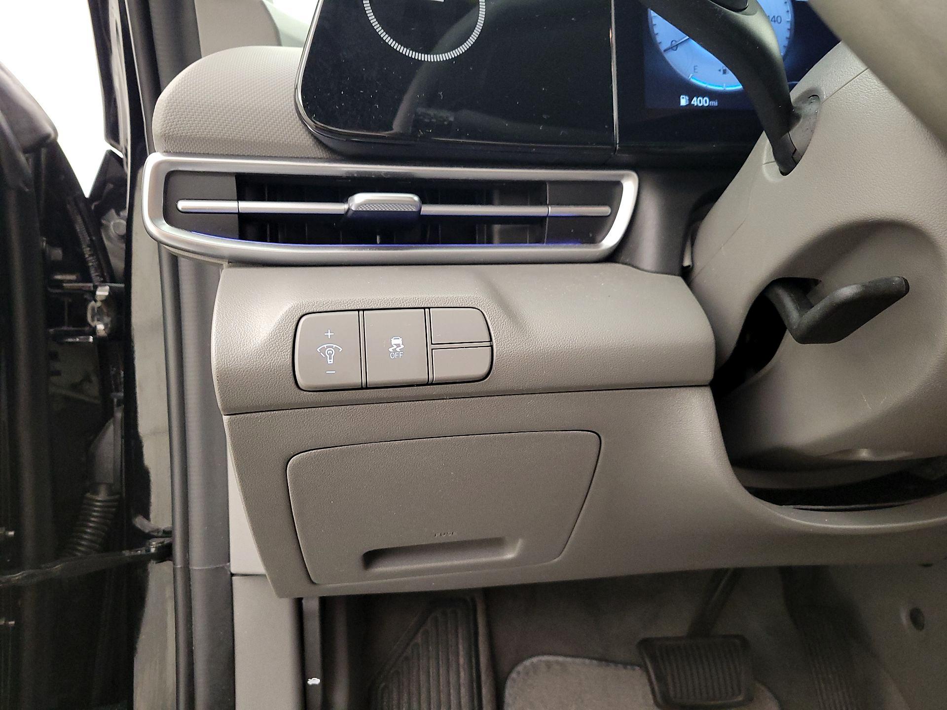 Thumbnail: 2024 Hyundai Elantra - 13