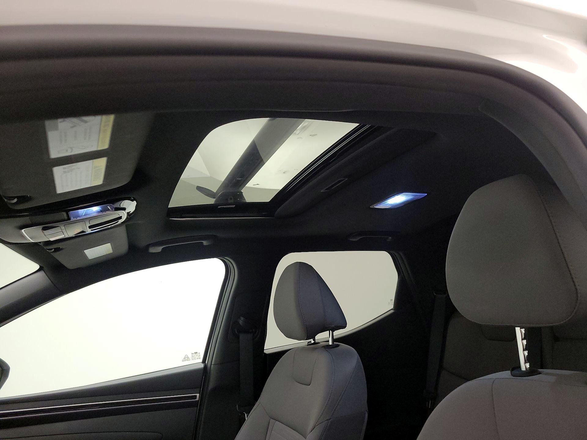 Thumbnail: 2023 Hyundai Santa Cruz - 20