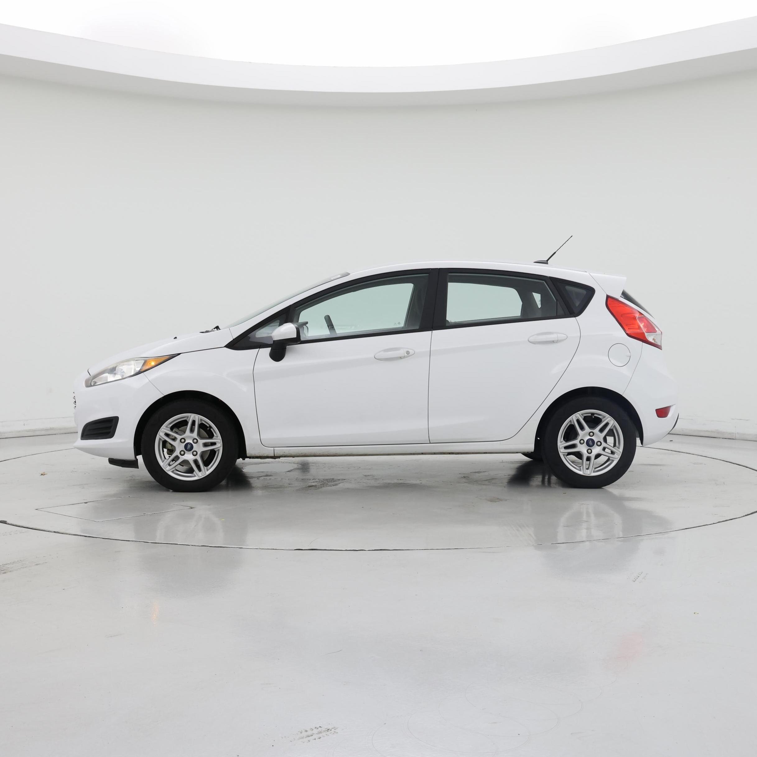 Thumbnail: 2019 Ford Fiesta - 3