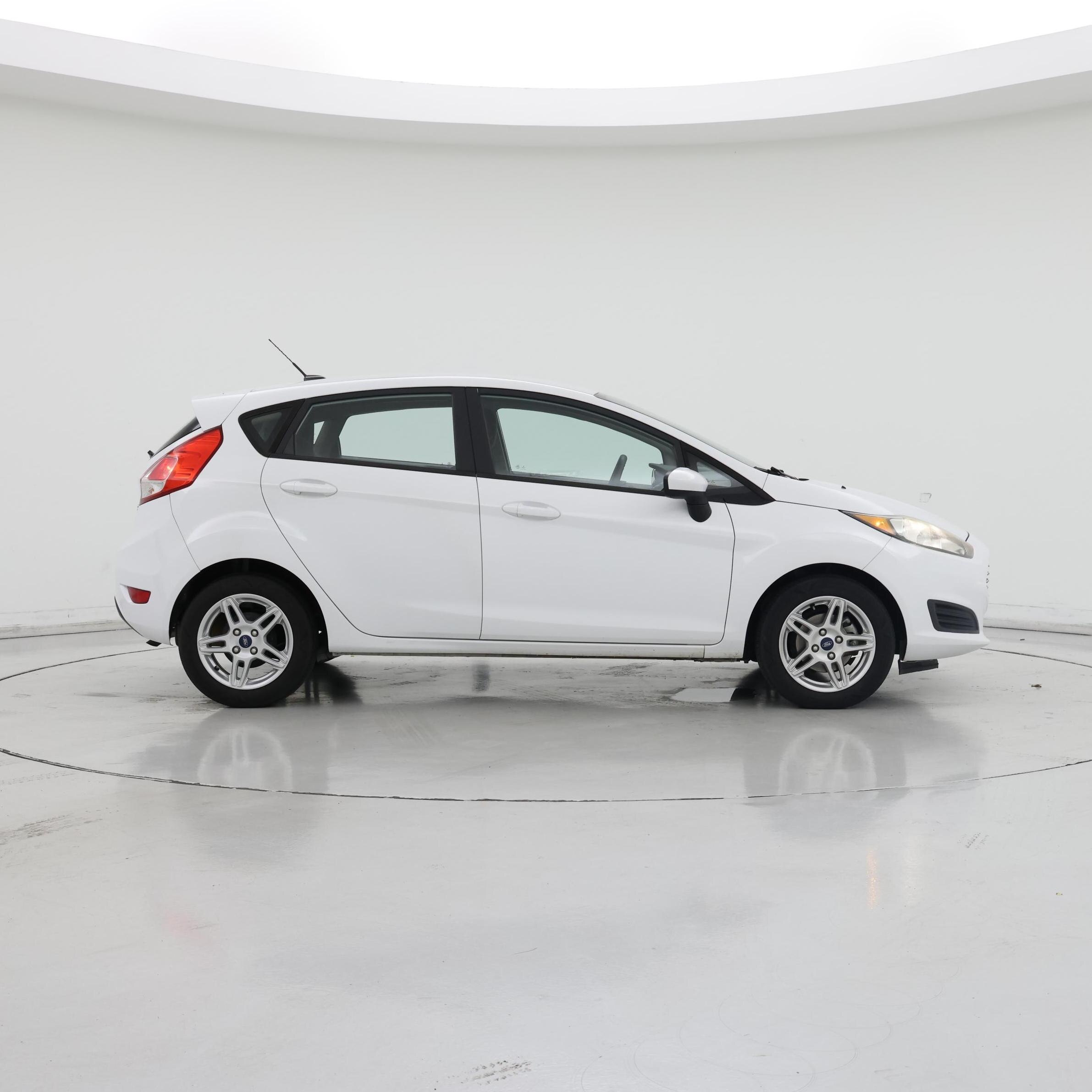 Thumbnail: 2019 Ford Fiesta - 7