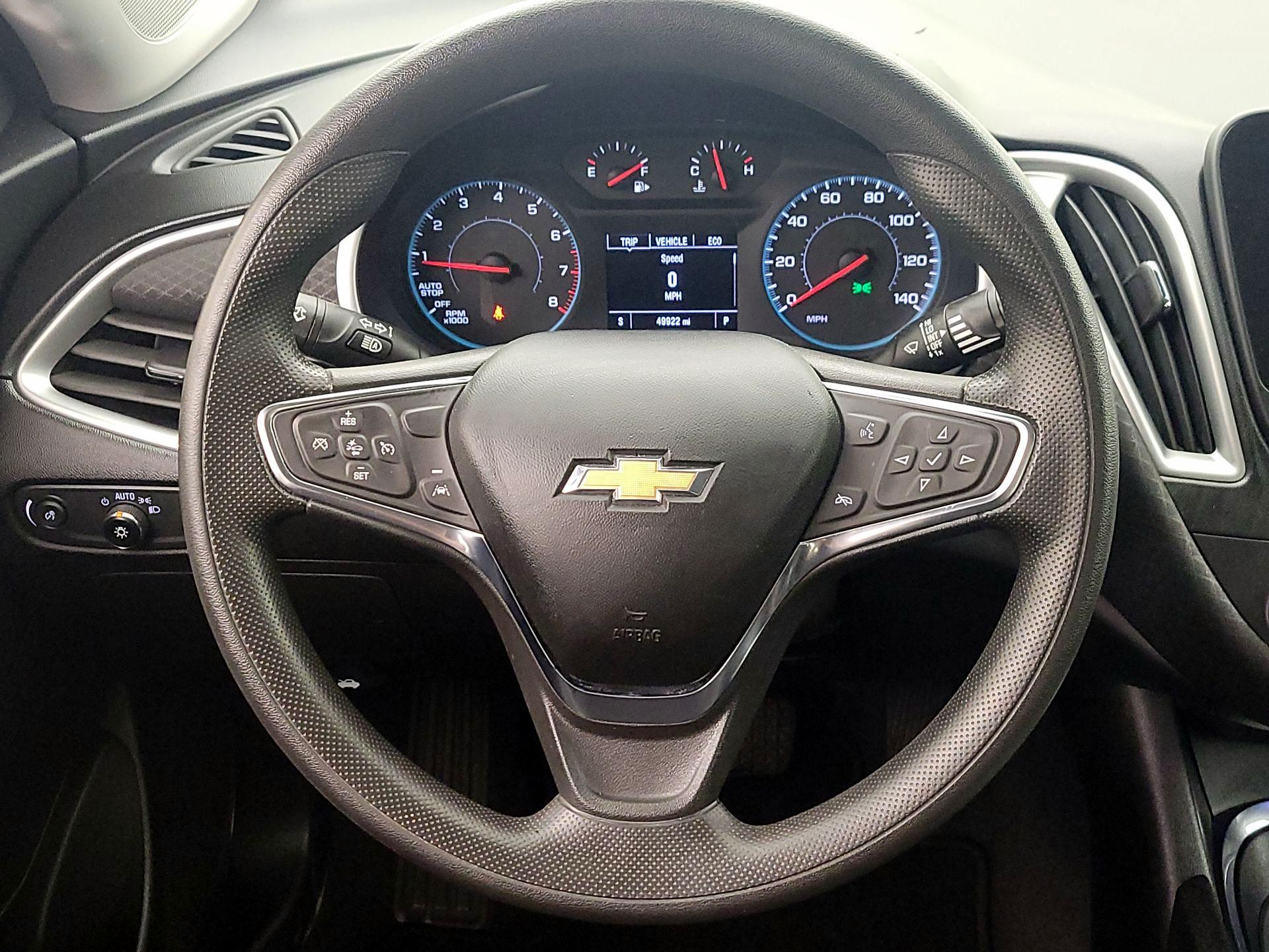 Thumbnail: 2023 Chevrolet Malibu - 10