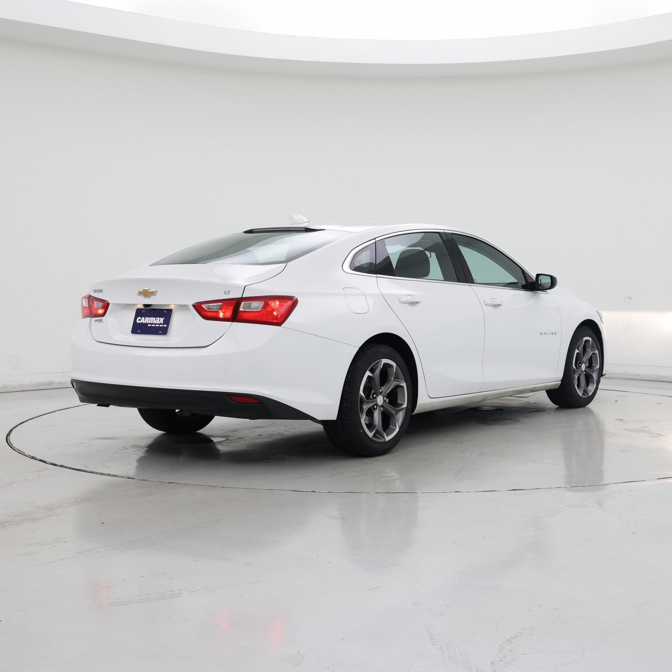 Thumbnail: 2023 Chevrolet Malibu - 8