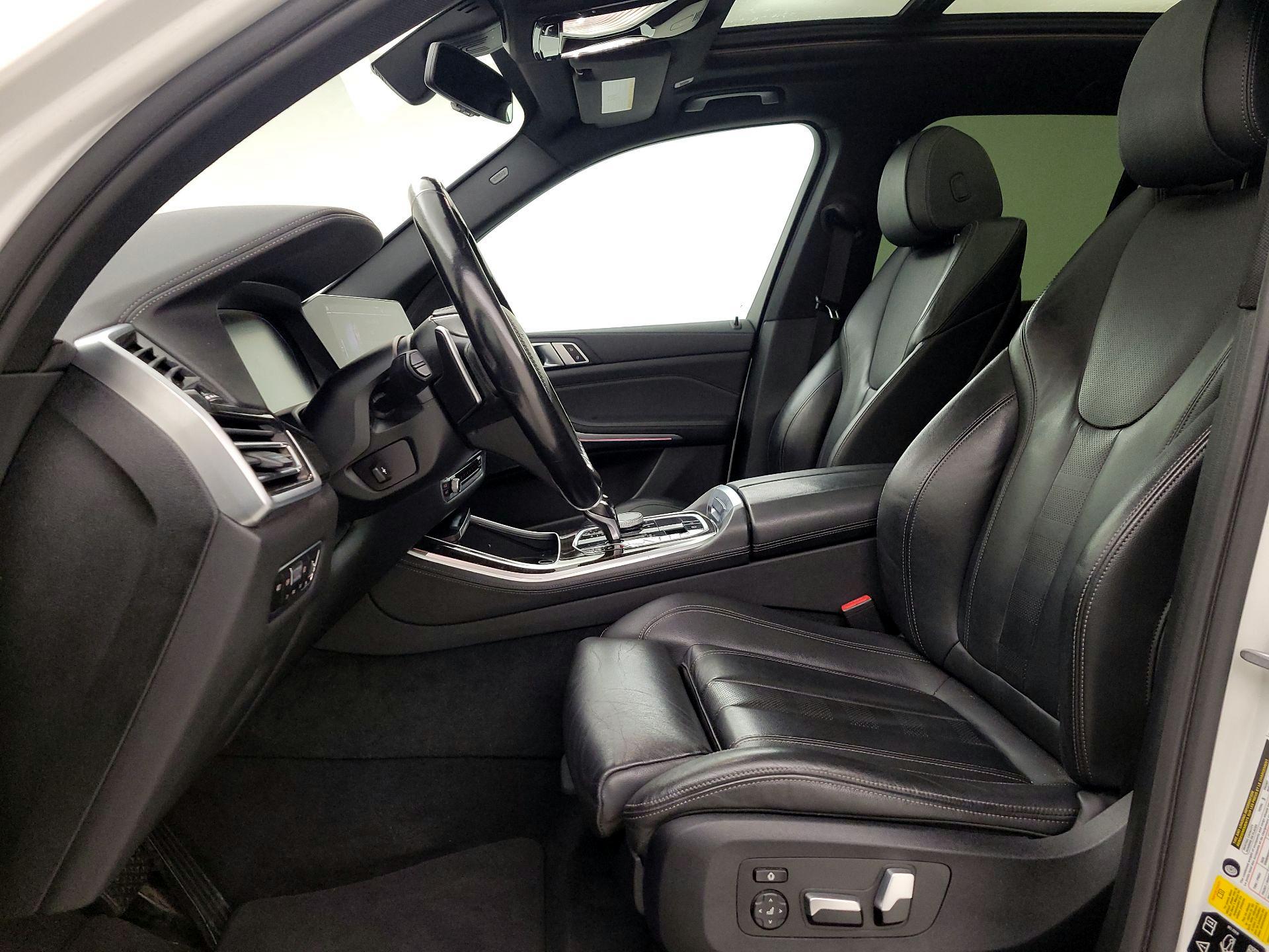 Thumbnail: 2020 BMW X5 - 11