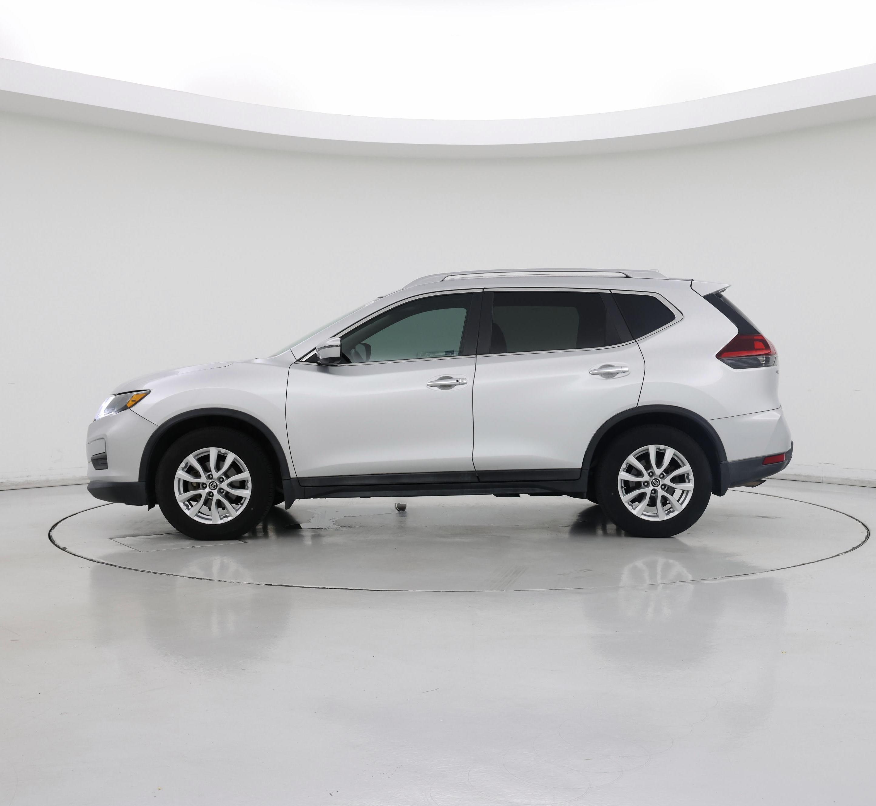 Thumbnail: 2018 Nissan Rogue - 3