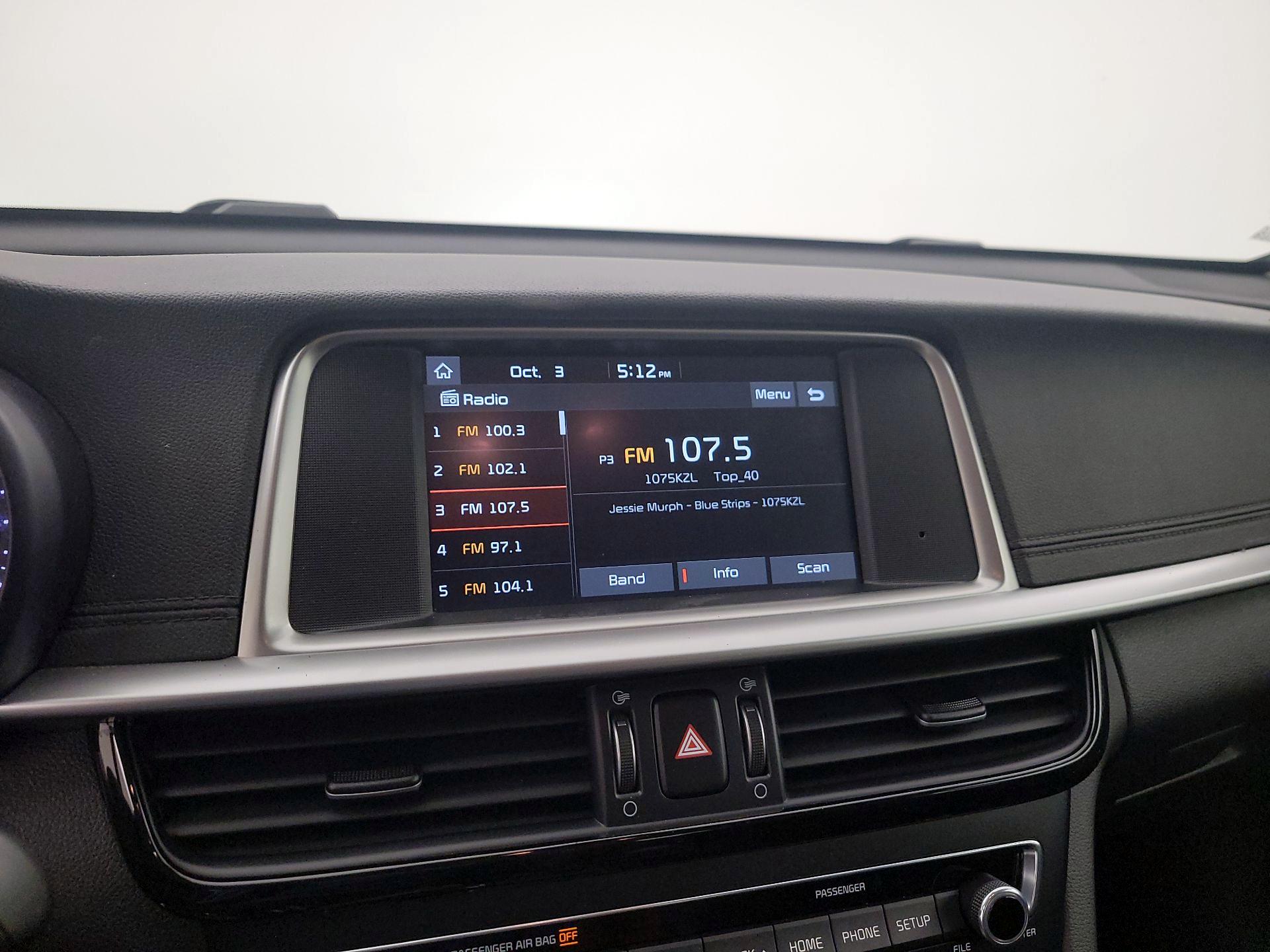 Thumbnail: 2019 Kia Optima - 15