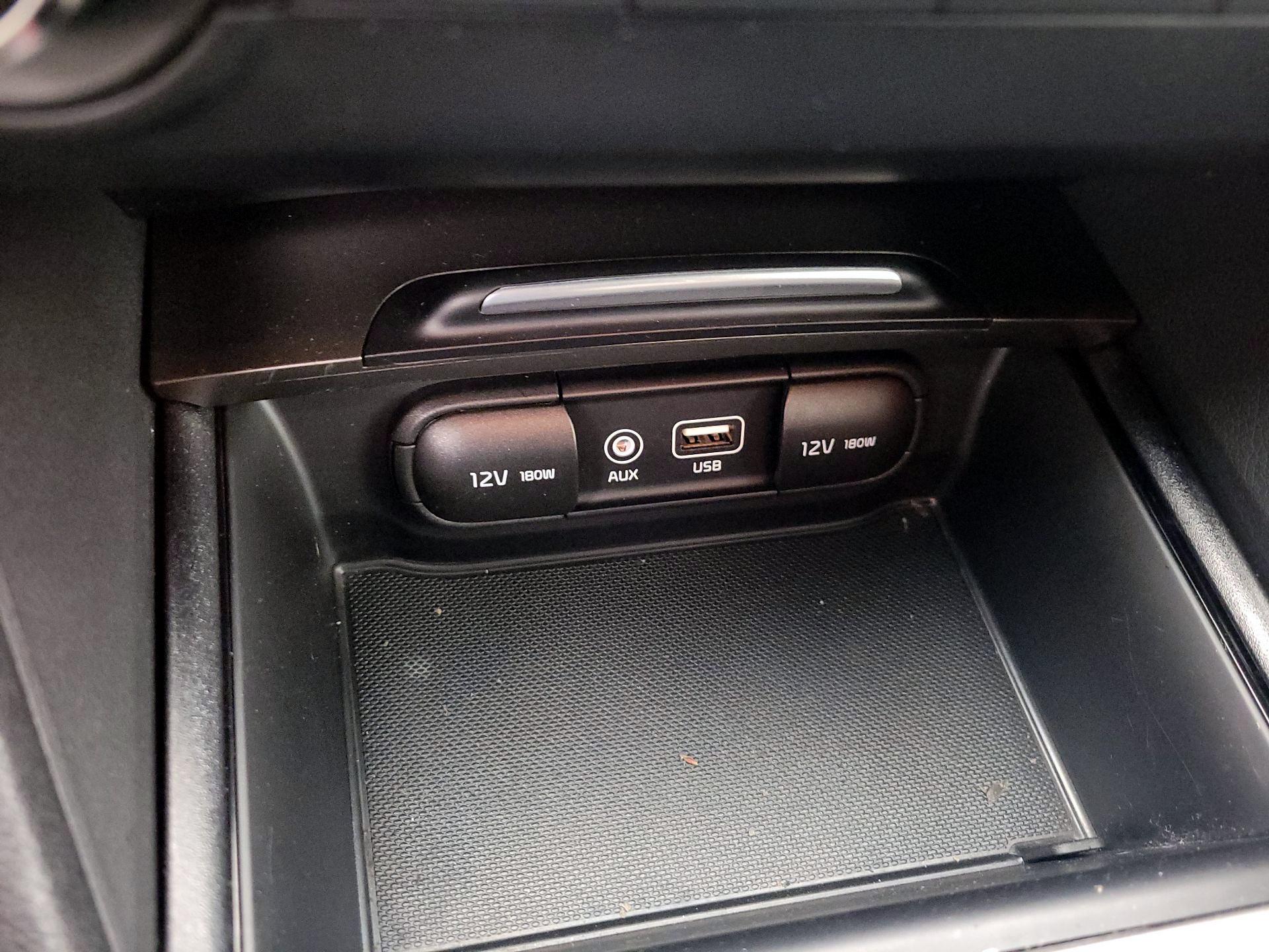 Thumbnail: 2019 Kia Optima - 18