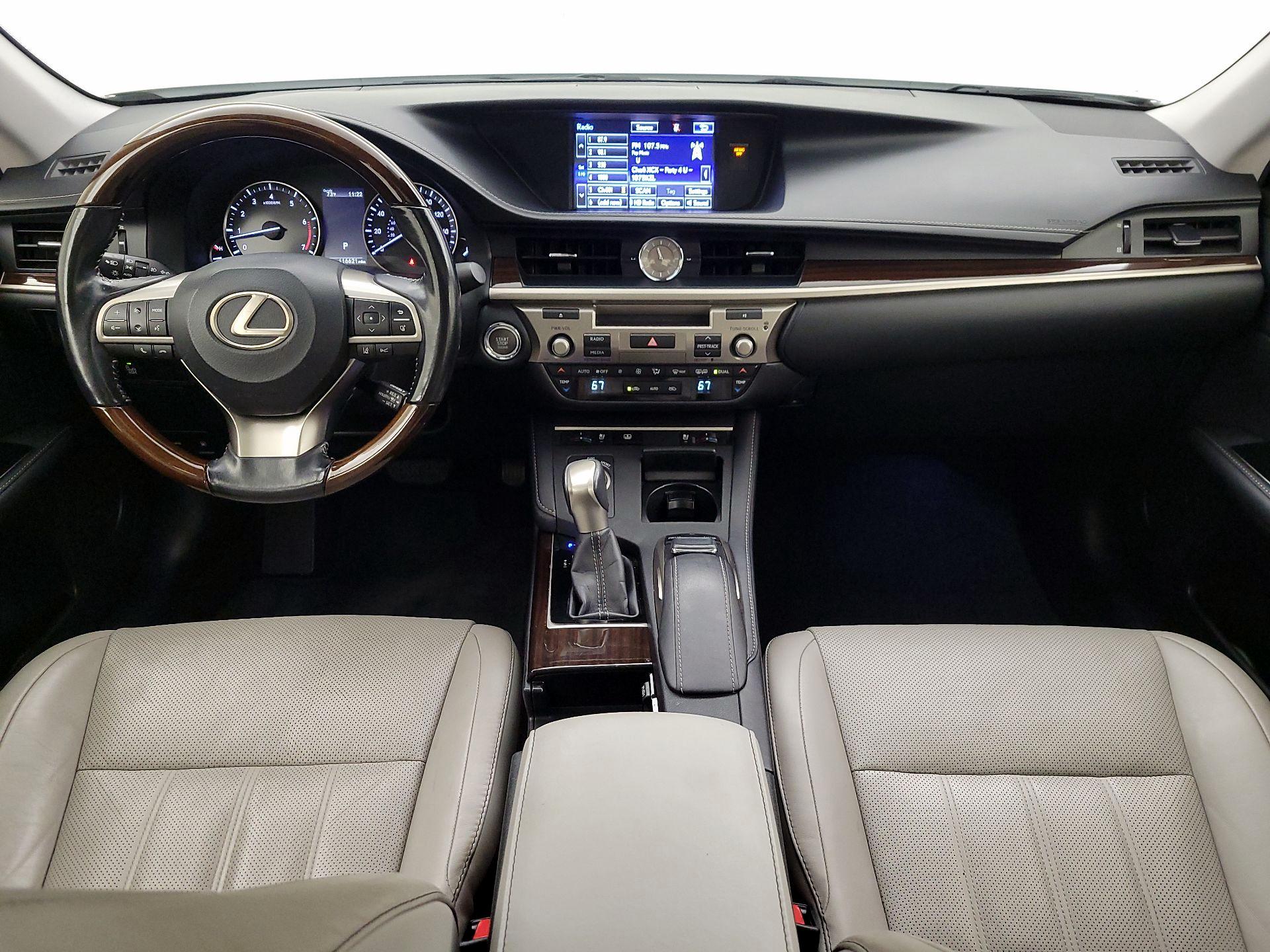Thumbnail: 2016 Lexus ES - 9