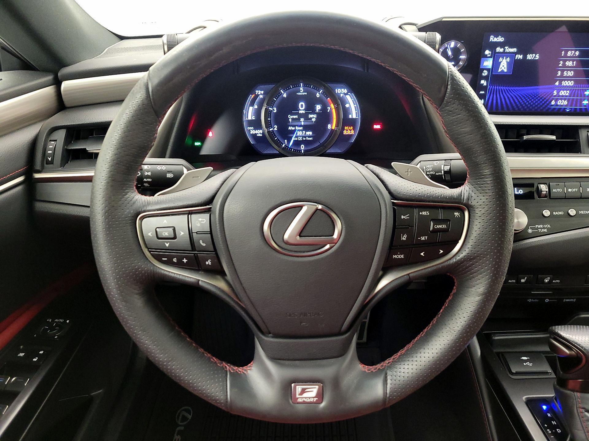 Thumbnail: 2021 Lexus ES - 10