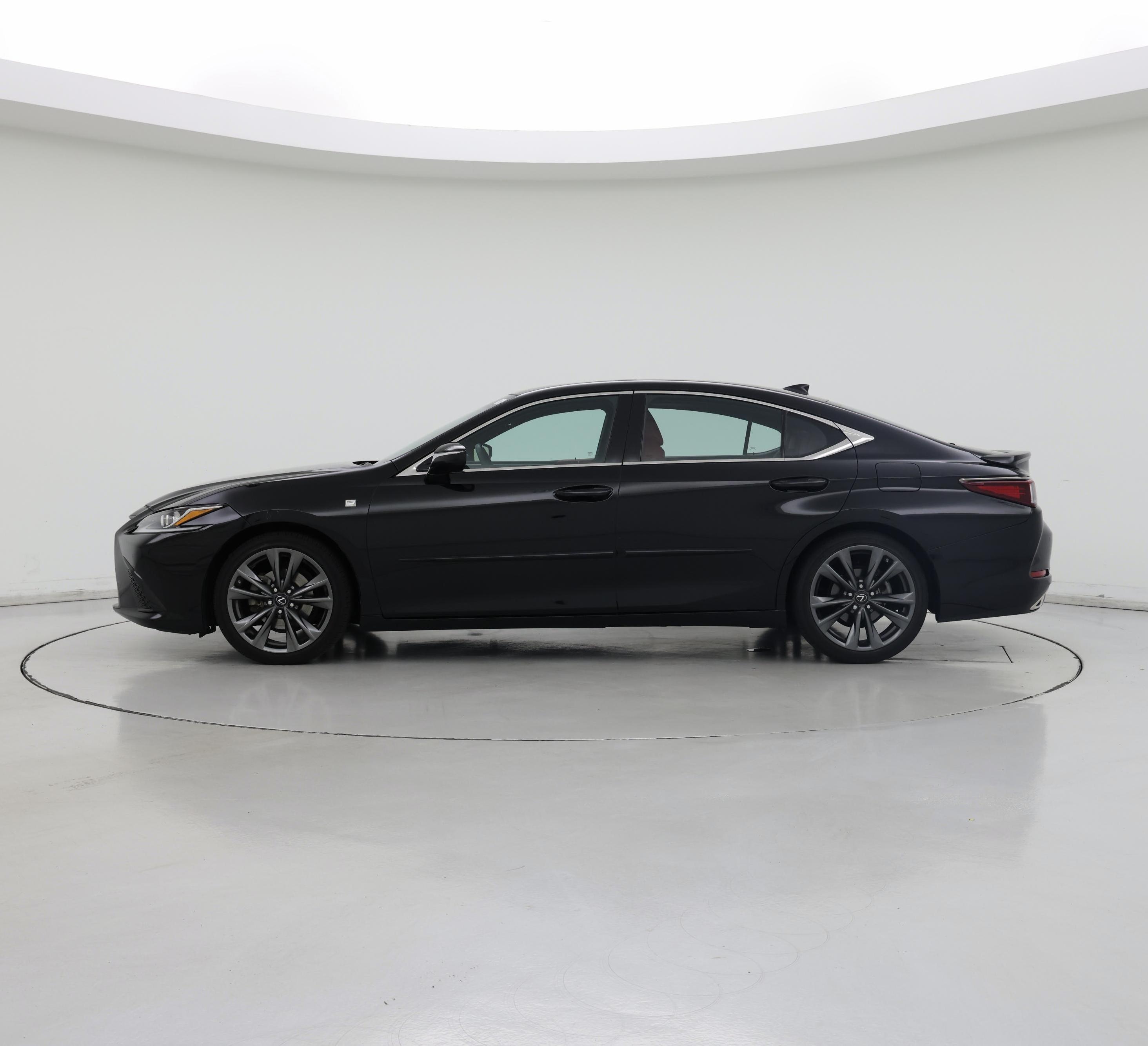 Thumbnail: 2021 Lexus ES - 3