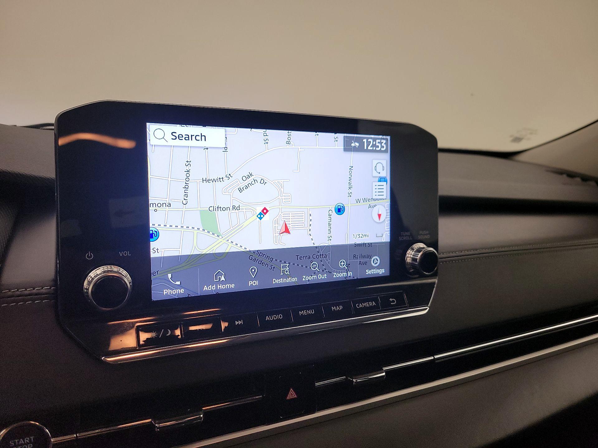 Thumbnail: 2023 Mitsubishi Outlander - 14