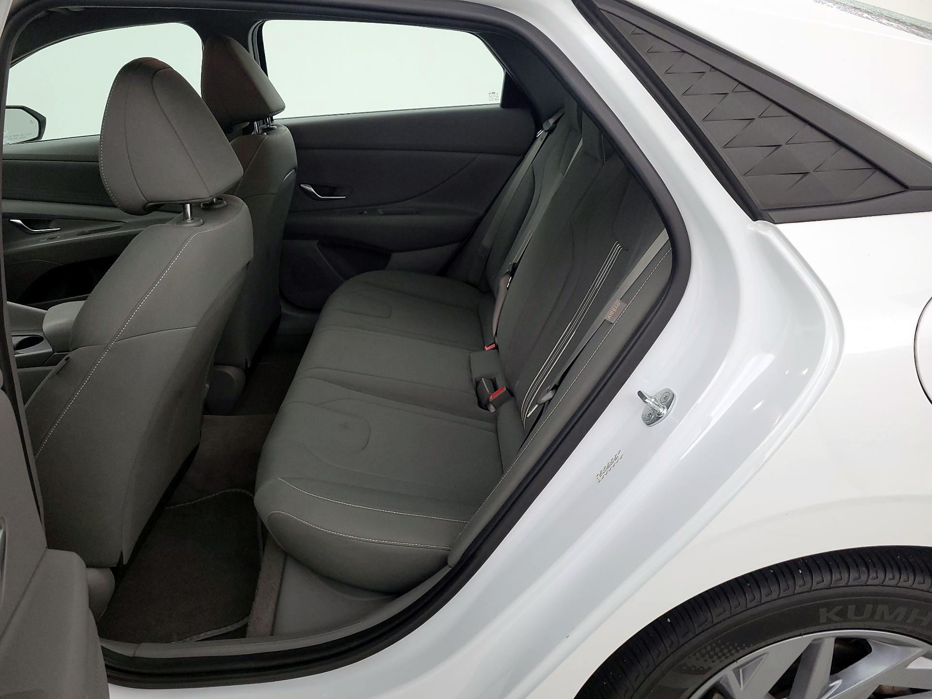 Thumbnail: 2024 Hyundai Elantra - 20