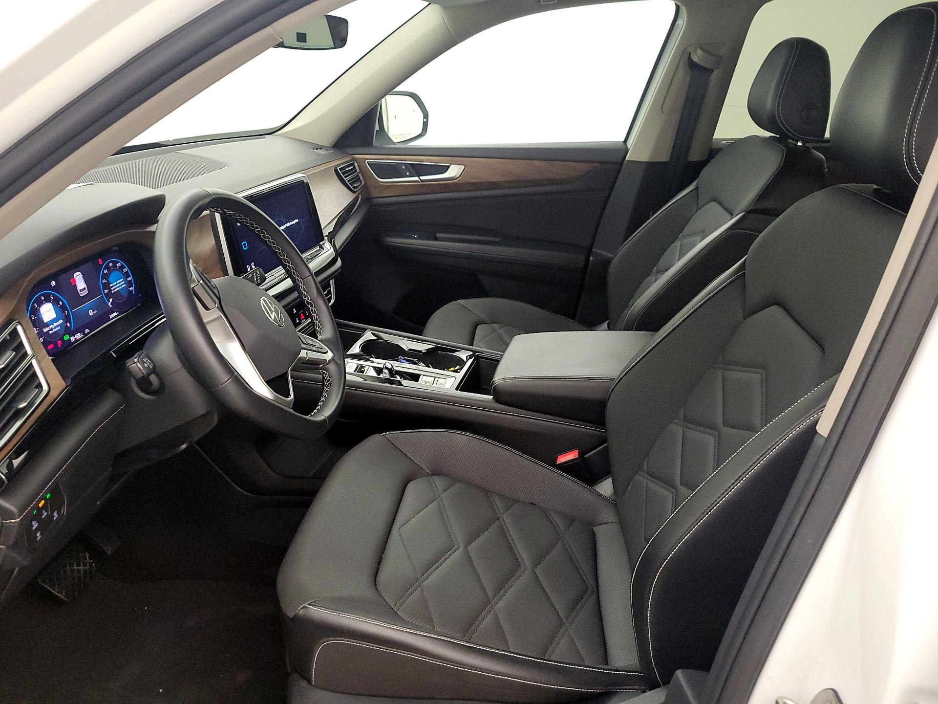 Thumbnail: 2024 Volkswagen Atlas - 11