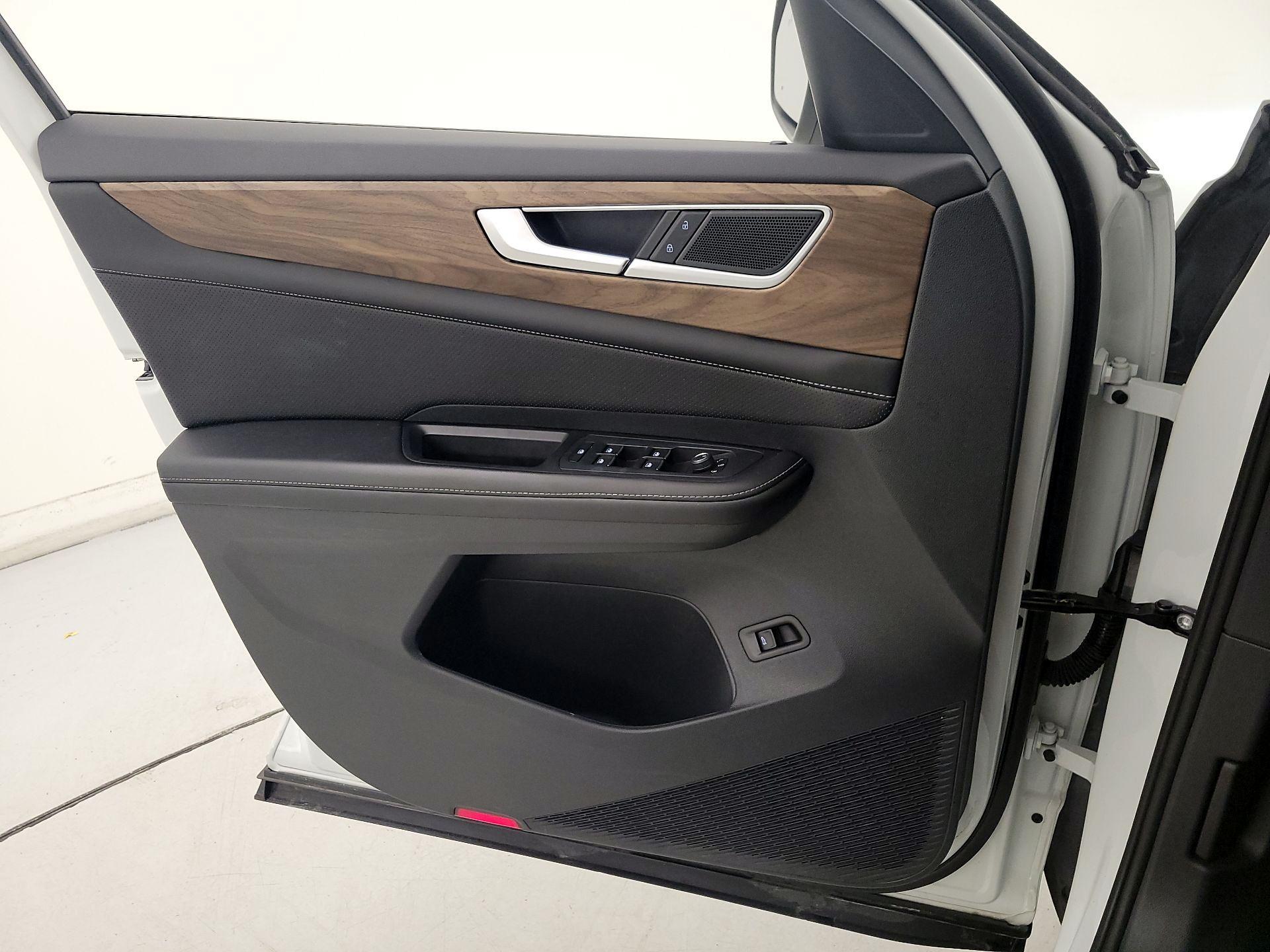 Thumbnail: 2024 Volkswagen Atlas - 12