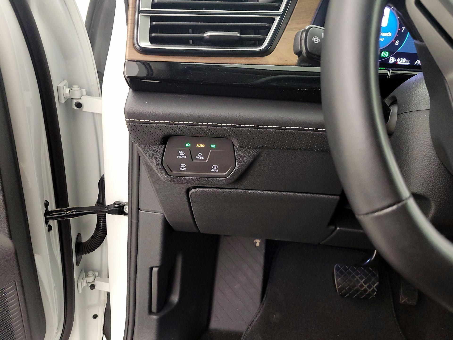 Thumbnail: 2024 Volkswagen Atlas - 13