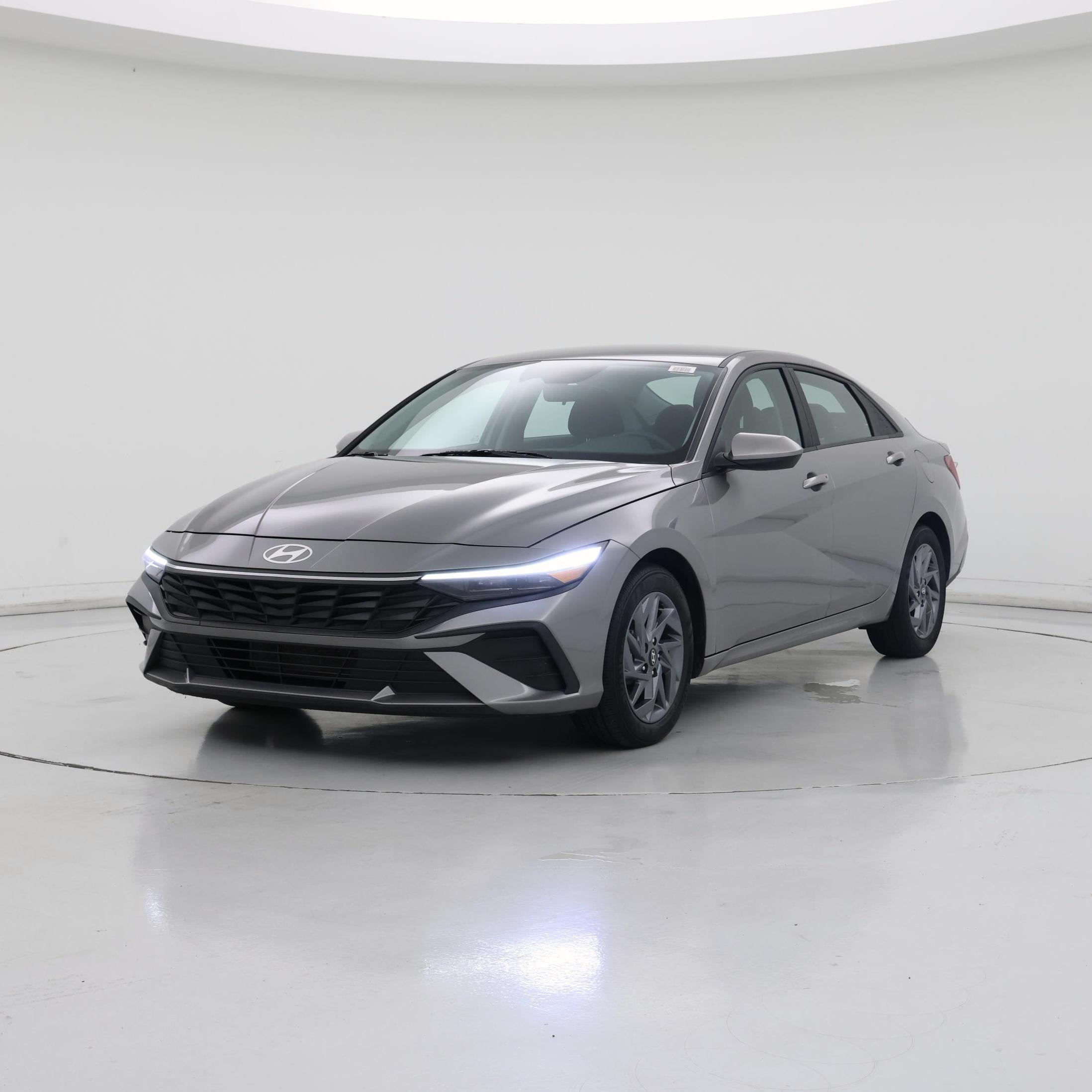 Thumbnail: 2024 Hyundai Elantra - 4
