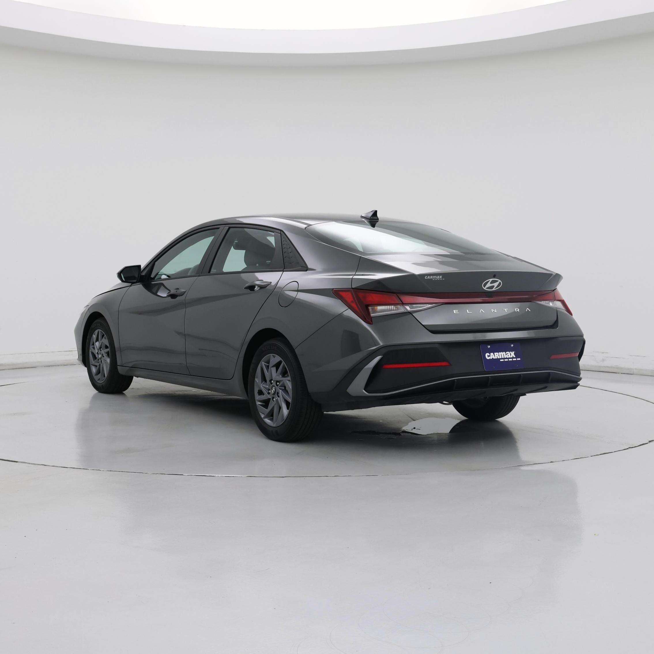 Thumbnail: 2024 Hyundai Elantra - 2