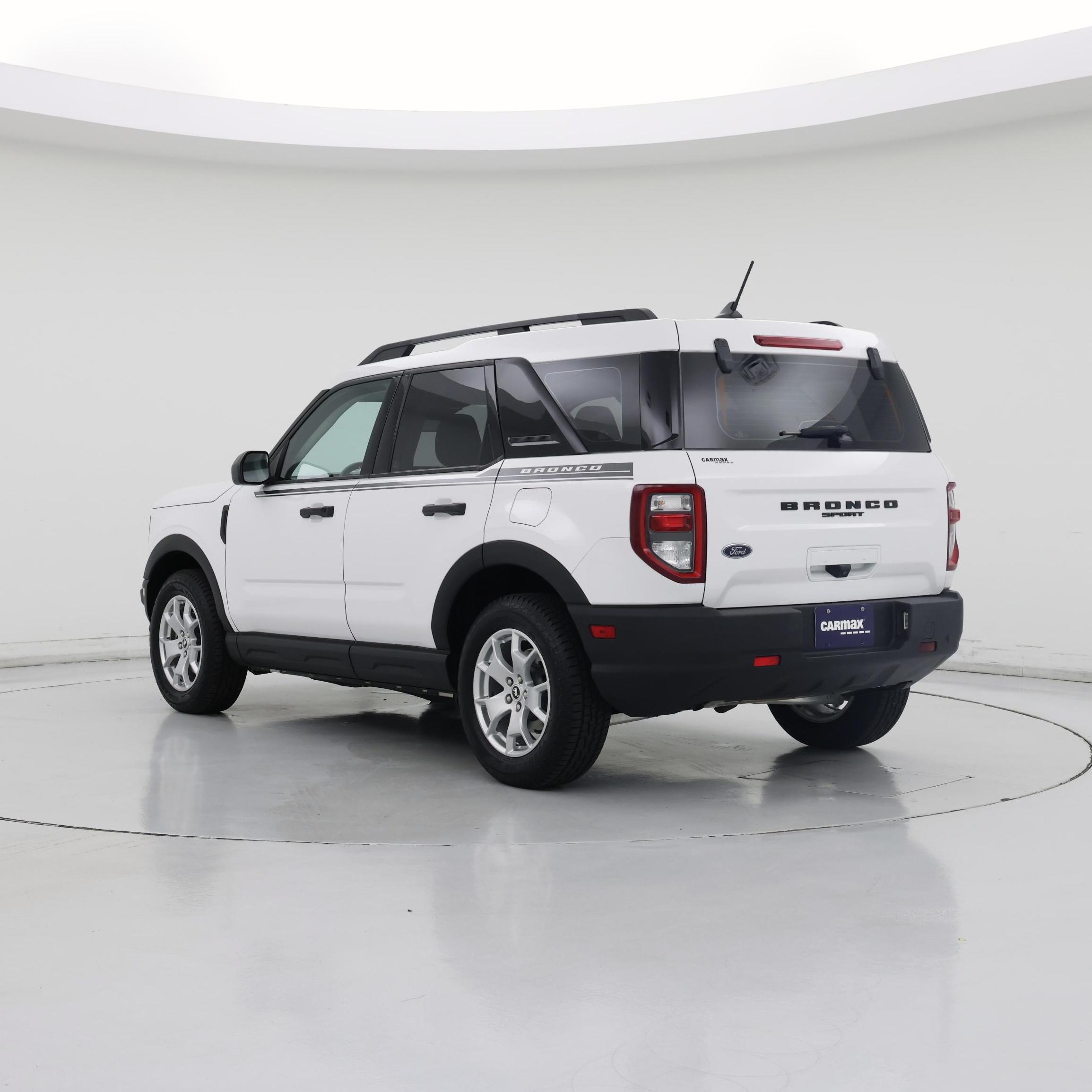 Thumbnail: 2022 Ford Bronco Sport - 2