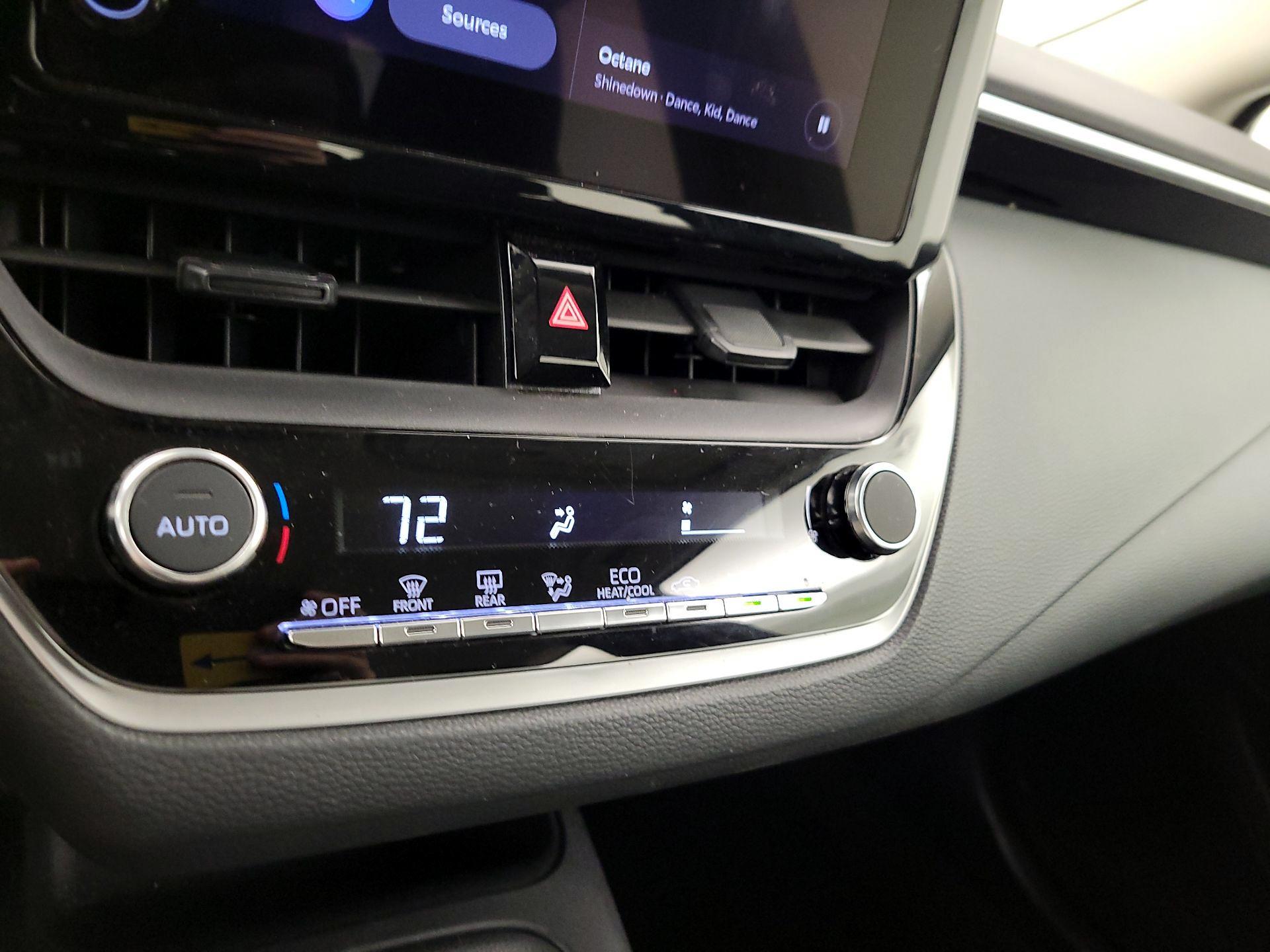 Thumbnail: 2023 Toyota Corolla - 16