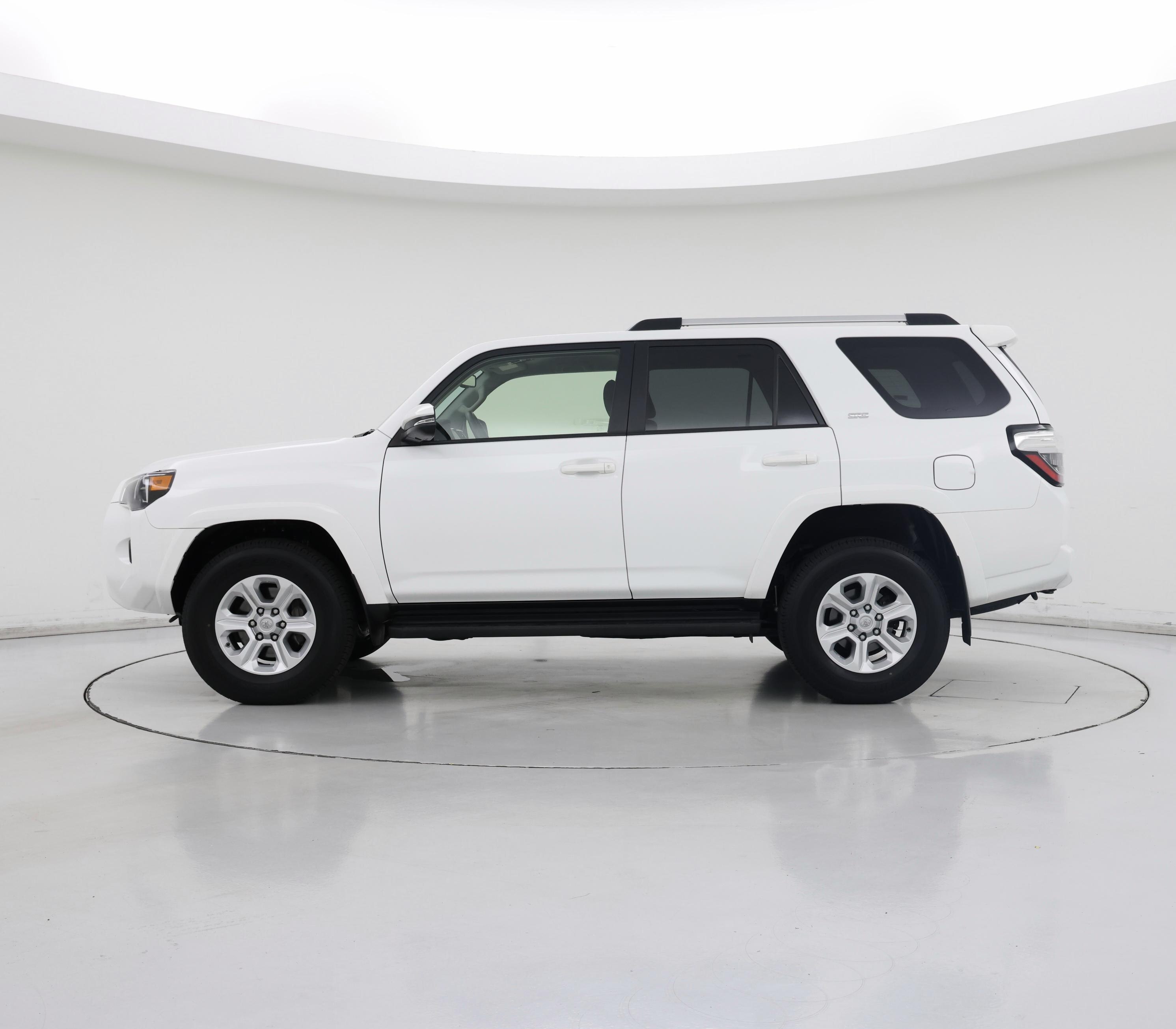 Thumbnail: 2024 Toyota 4Runner - 3