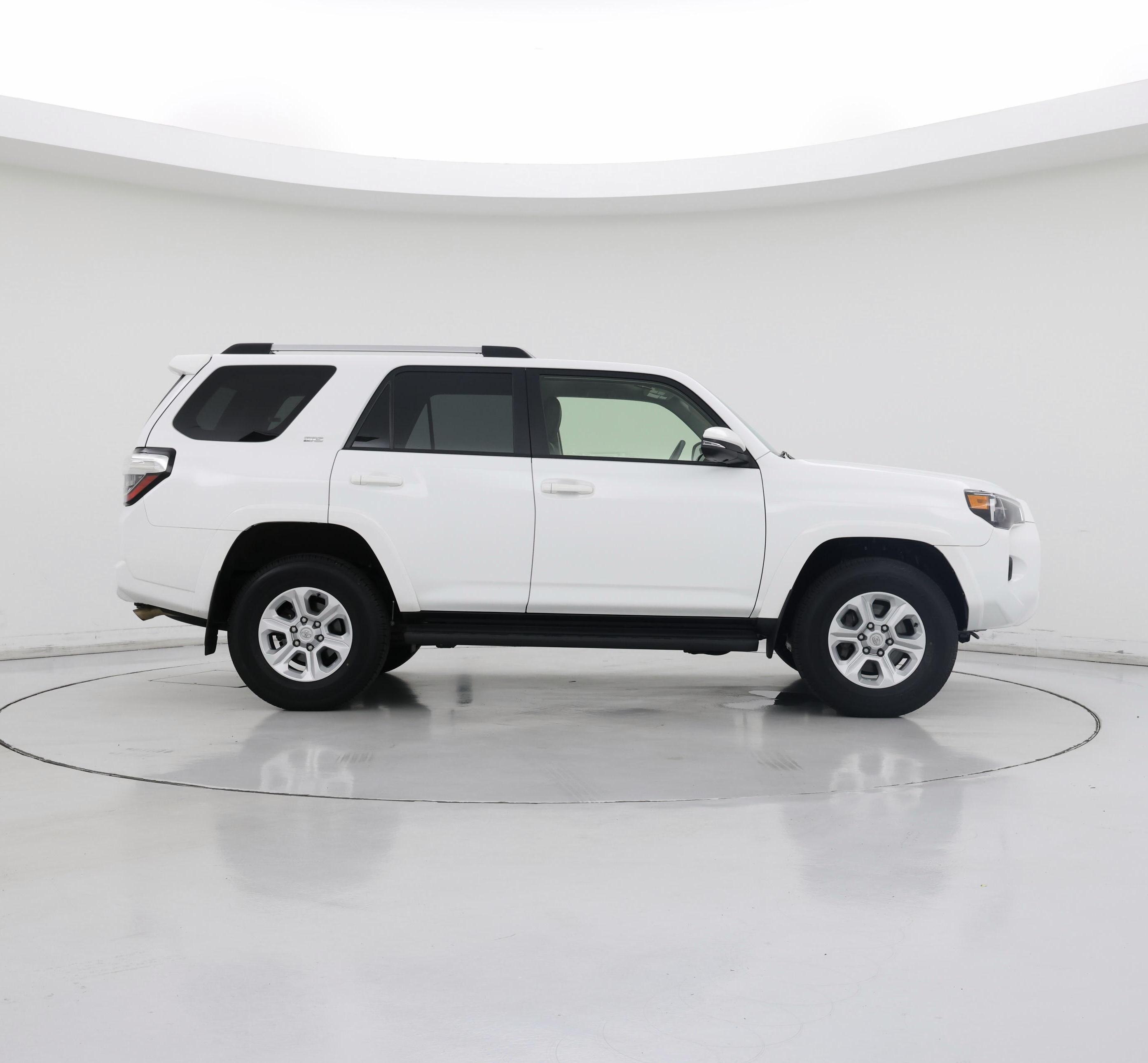 Thumbnail: 2024 Toyota 4Runner - 7