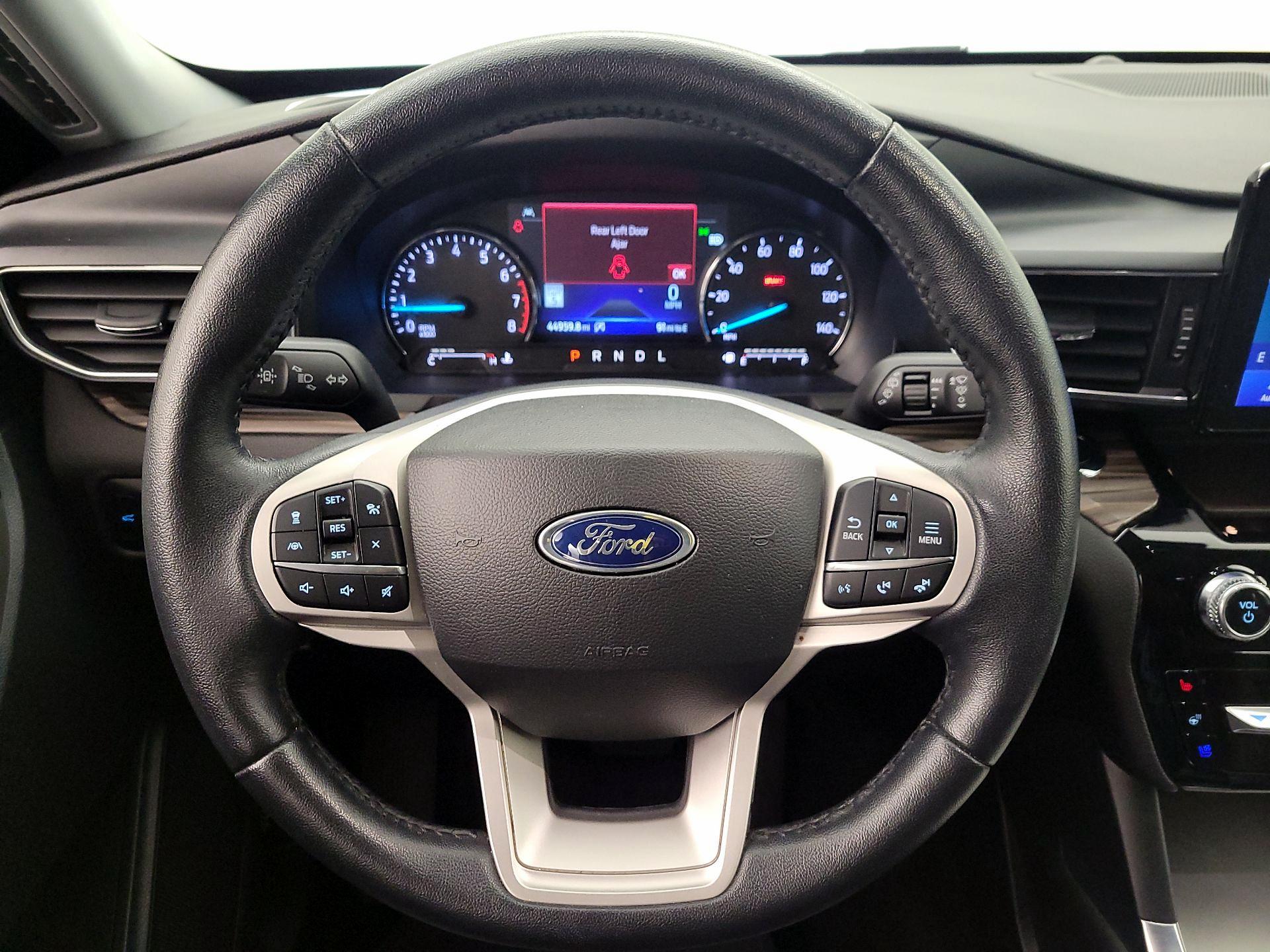 Thumbnail: 2023 Ford Explorer - 10