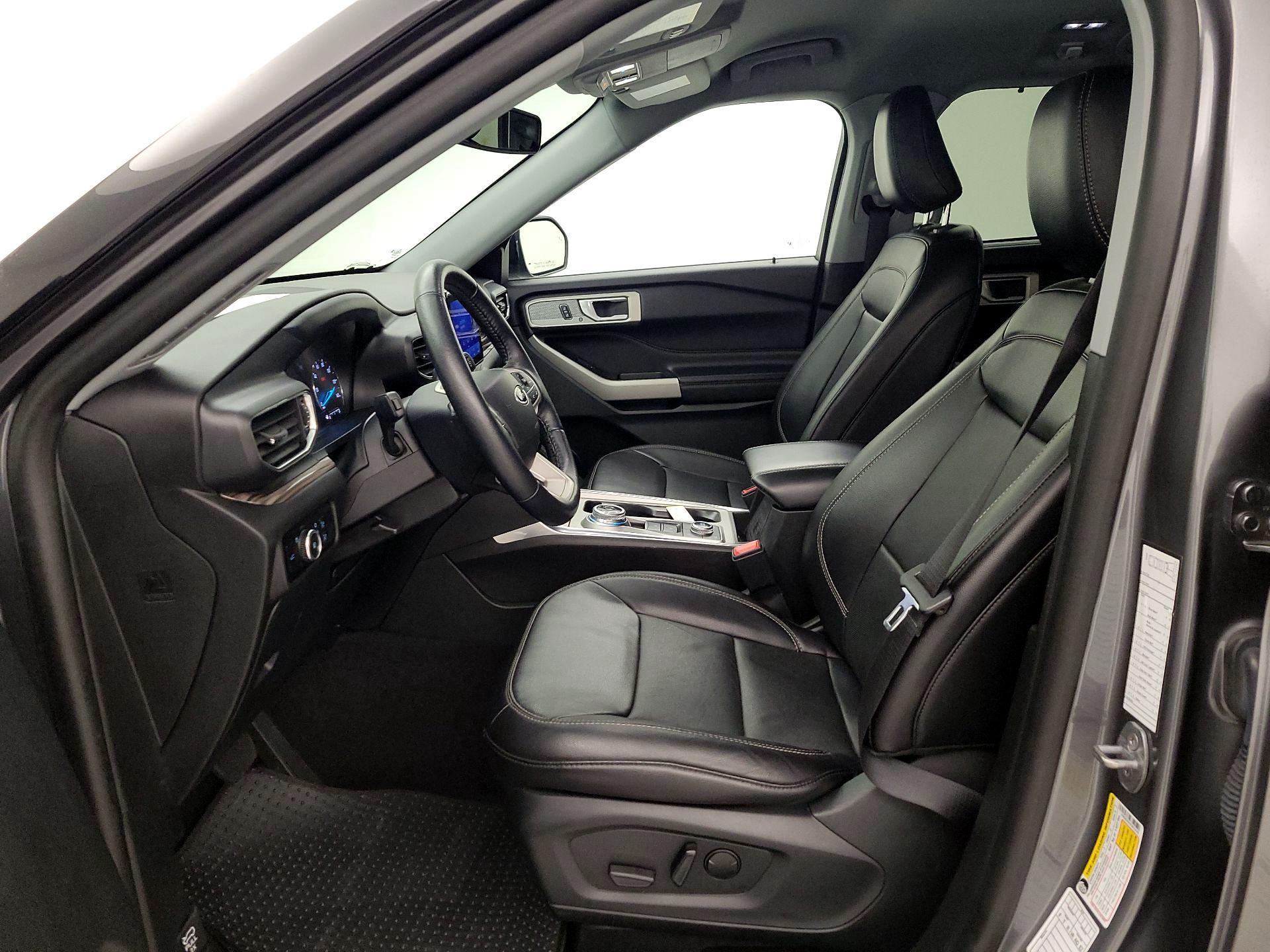 Thumbnail: 2023 Ford Explorer - 11
