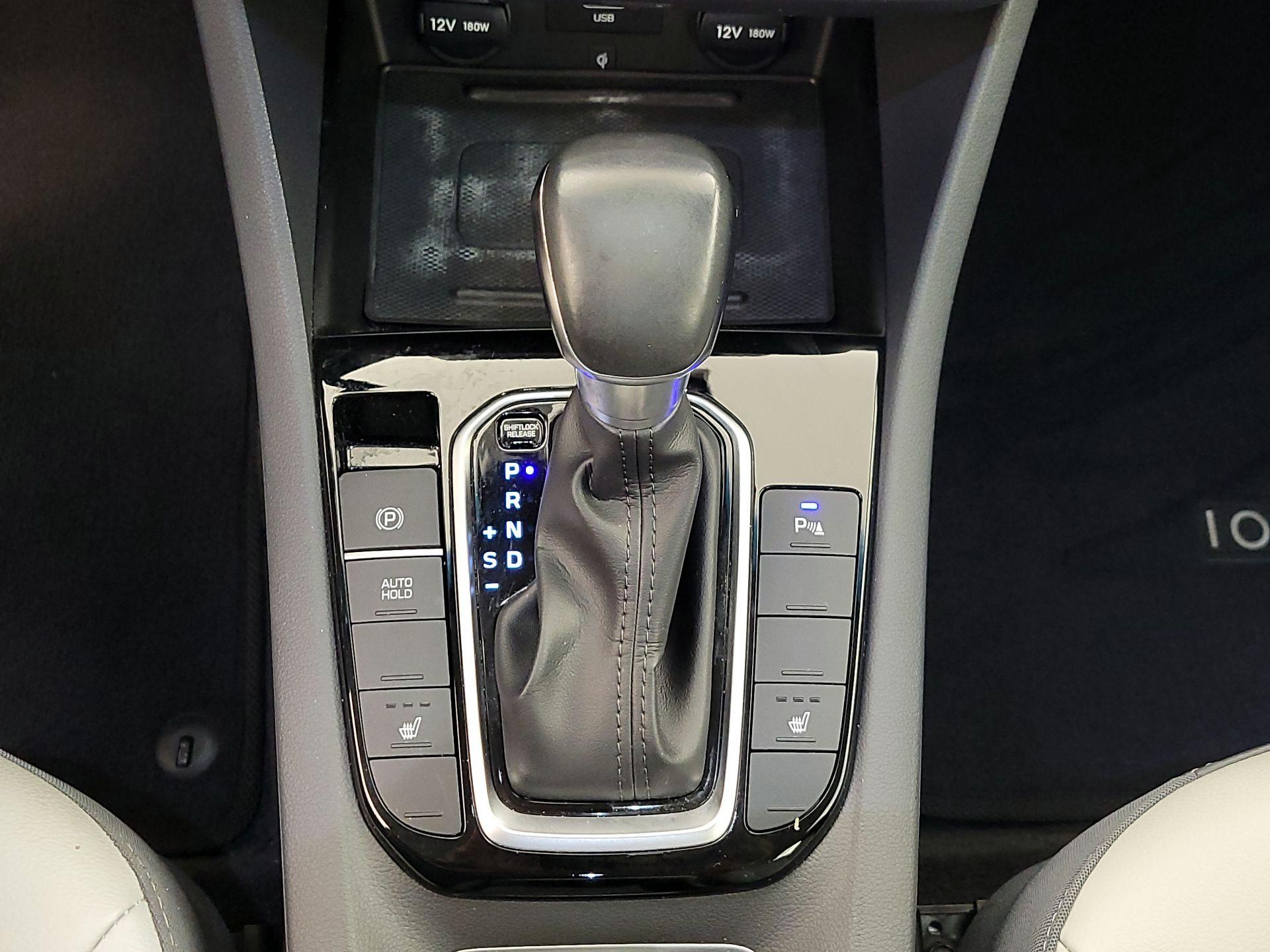 Thumbnail: 2022 Hyundai Ioniq - 18