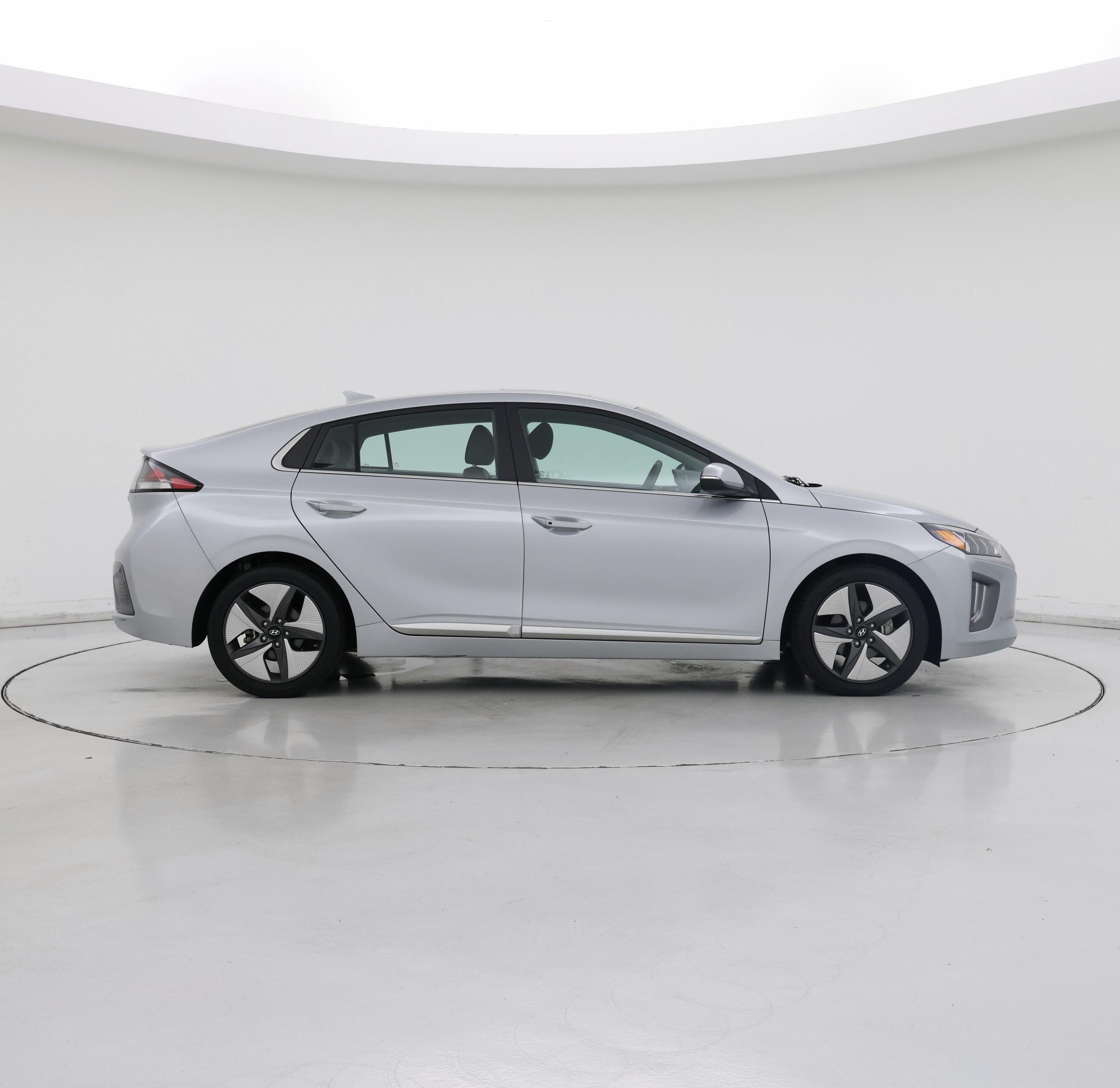 Thumbnail: 2022 Hyundai Ioniq - 7