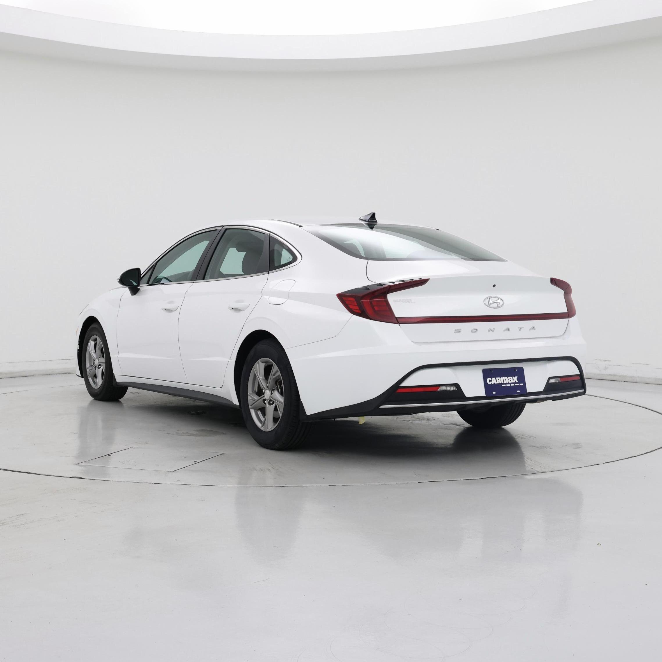 Thumbnail: 2023 Hyundai Sonata - 2