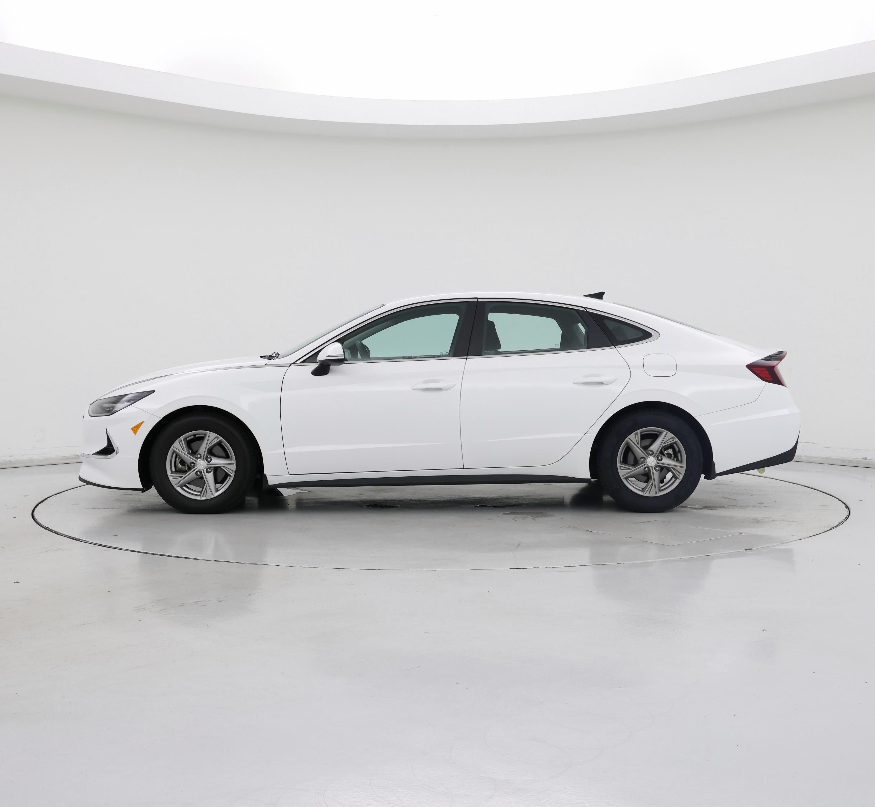 Thumbnail: 2023 Hyundai Sonata - 3