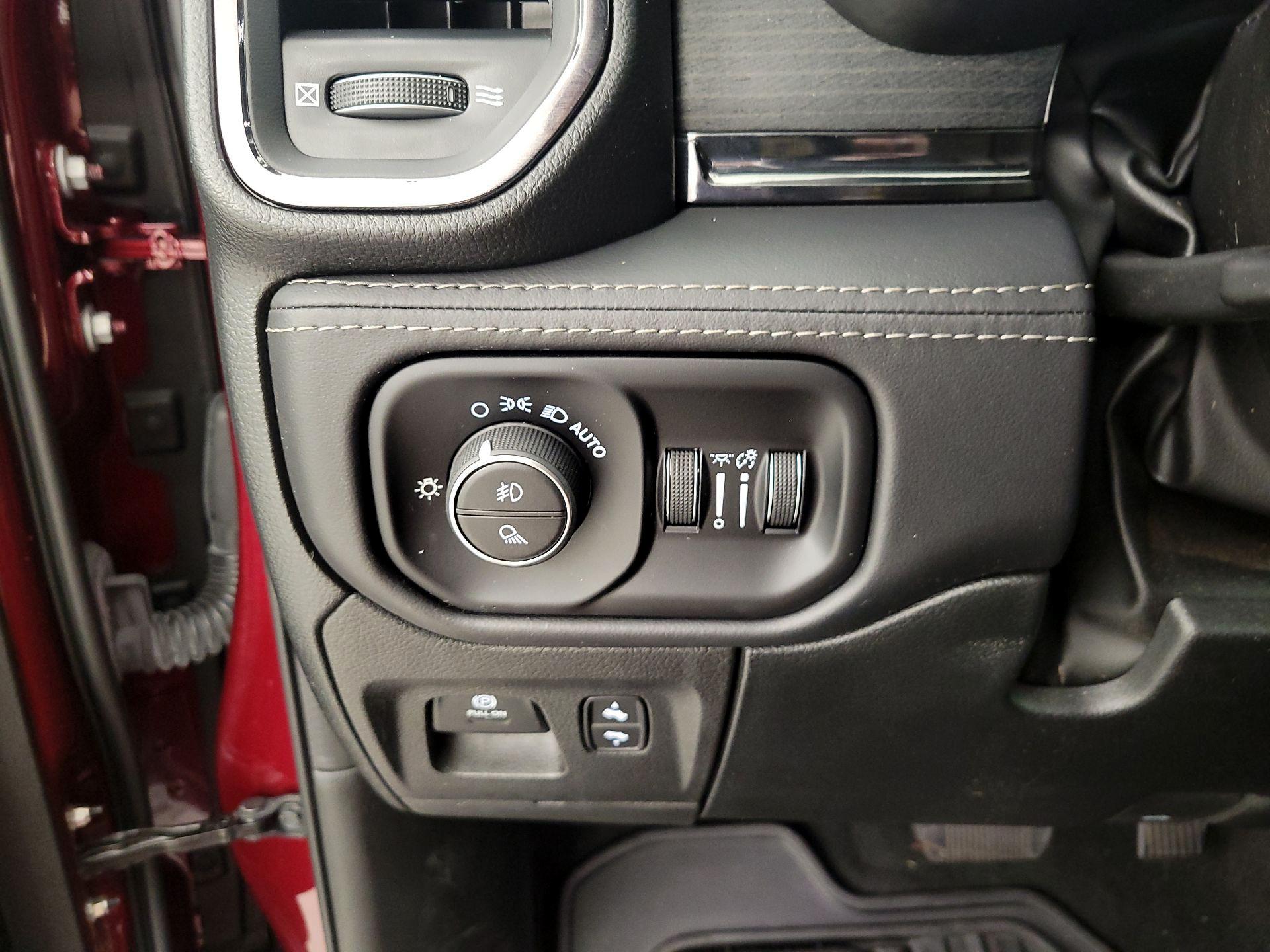Thumbnail: 2023 RAM 1500 - 13