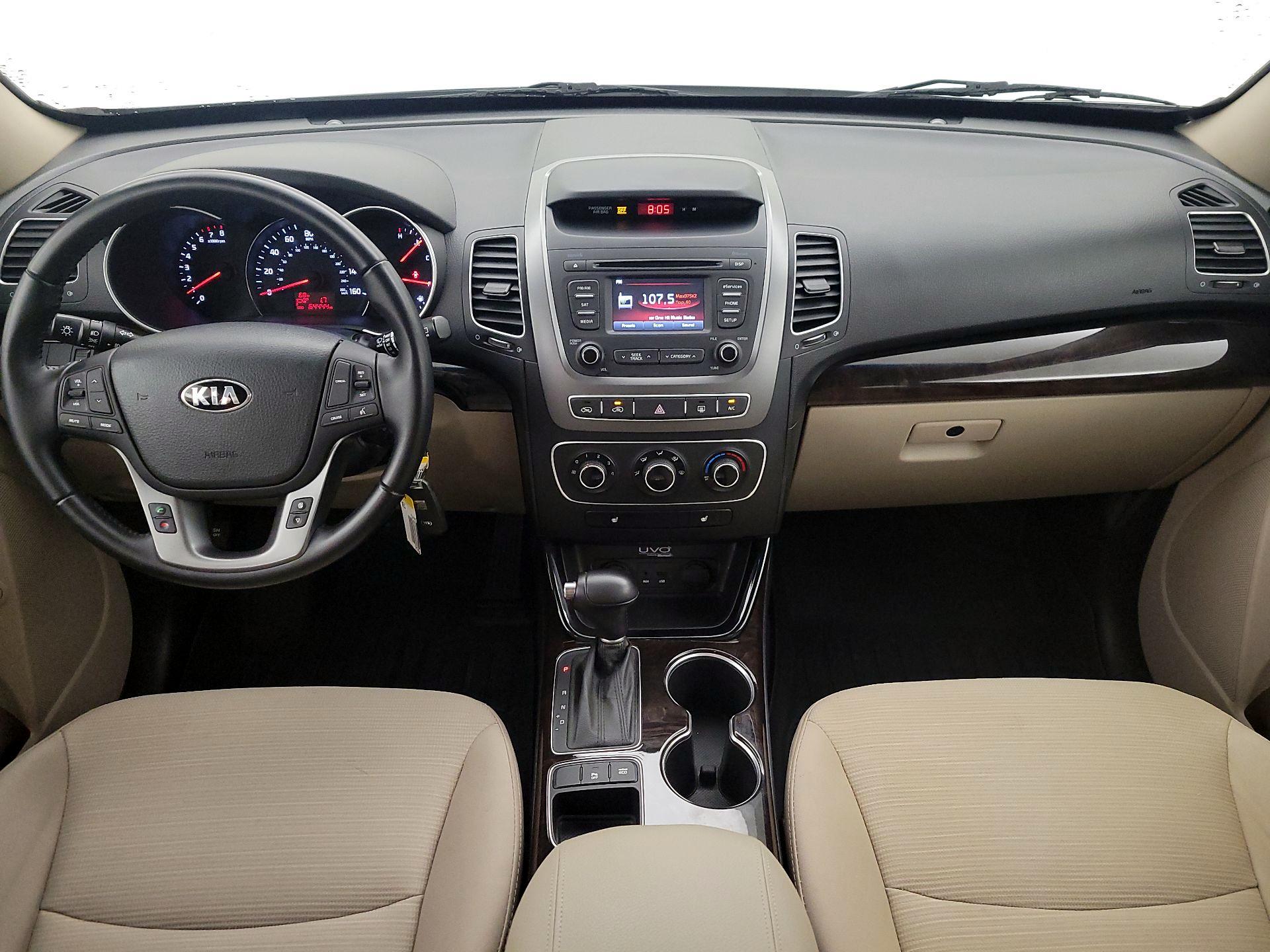 Thumbnail: 2015 Kia Sorento - 9