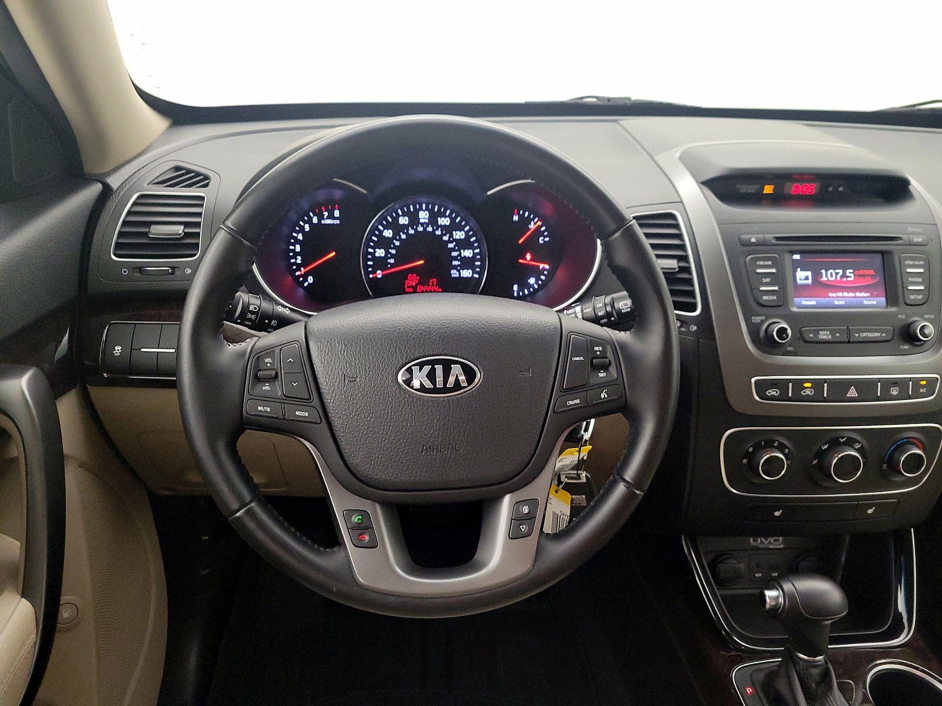Thumbnail: 2015 Kia Sorento - 10