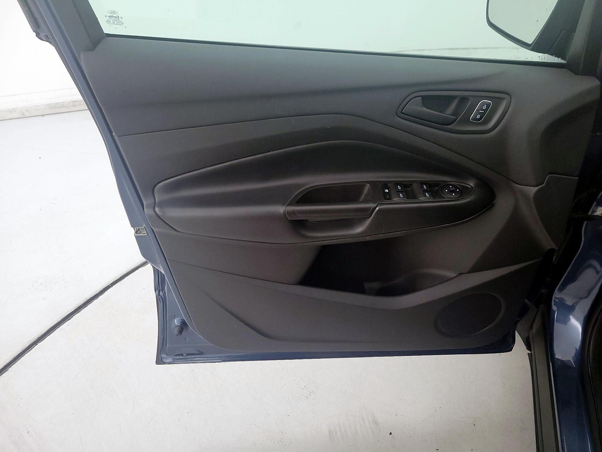 Thumbnail: 2018 Ford Escape - 12