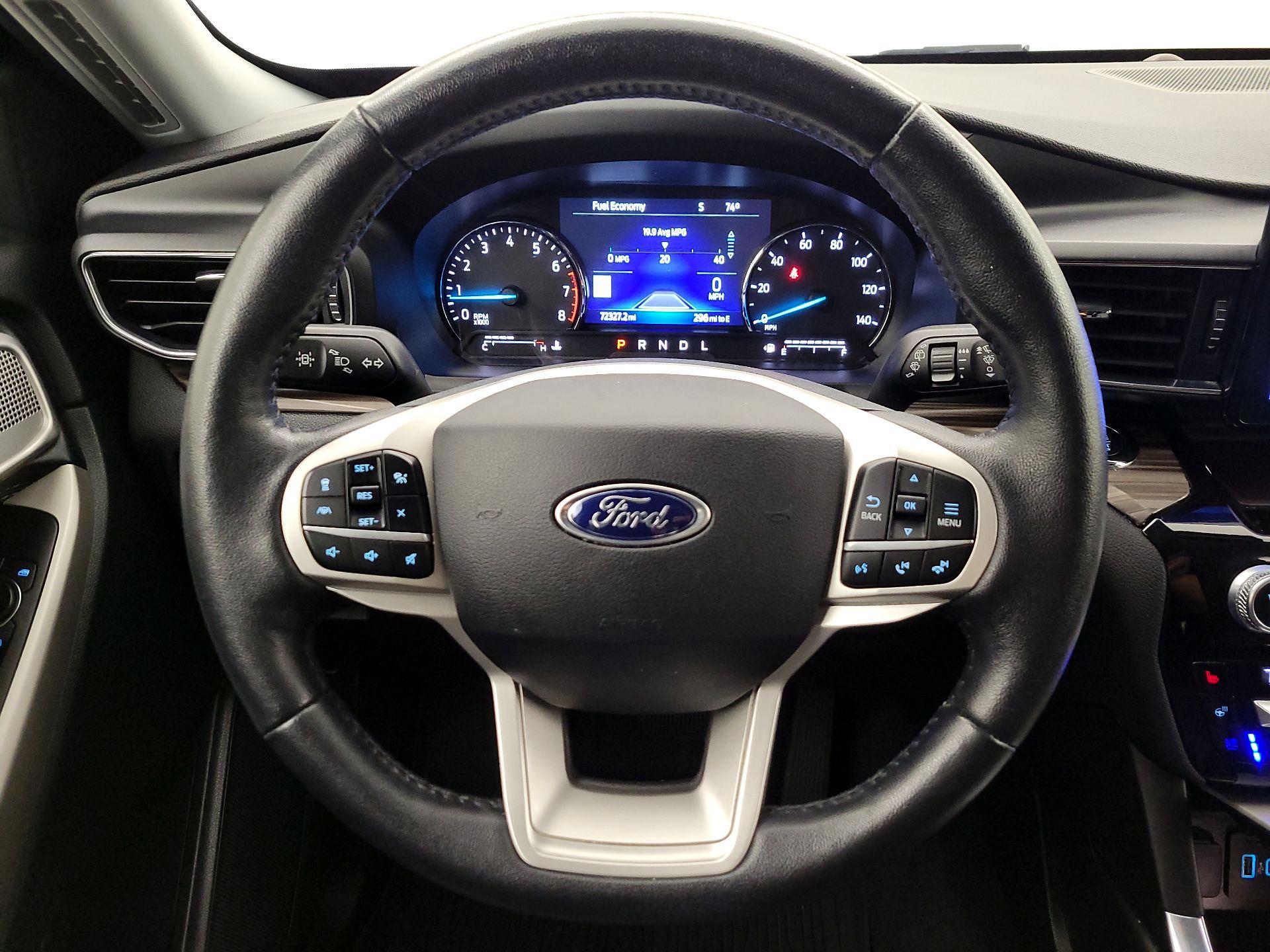 Thumbnail: 2021 Ford Explorer - 10