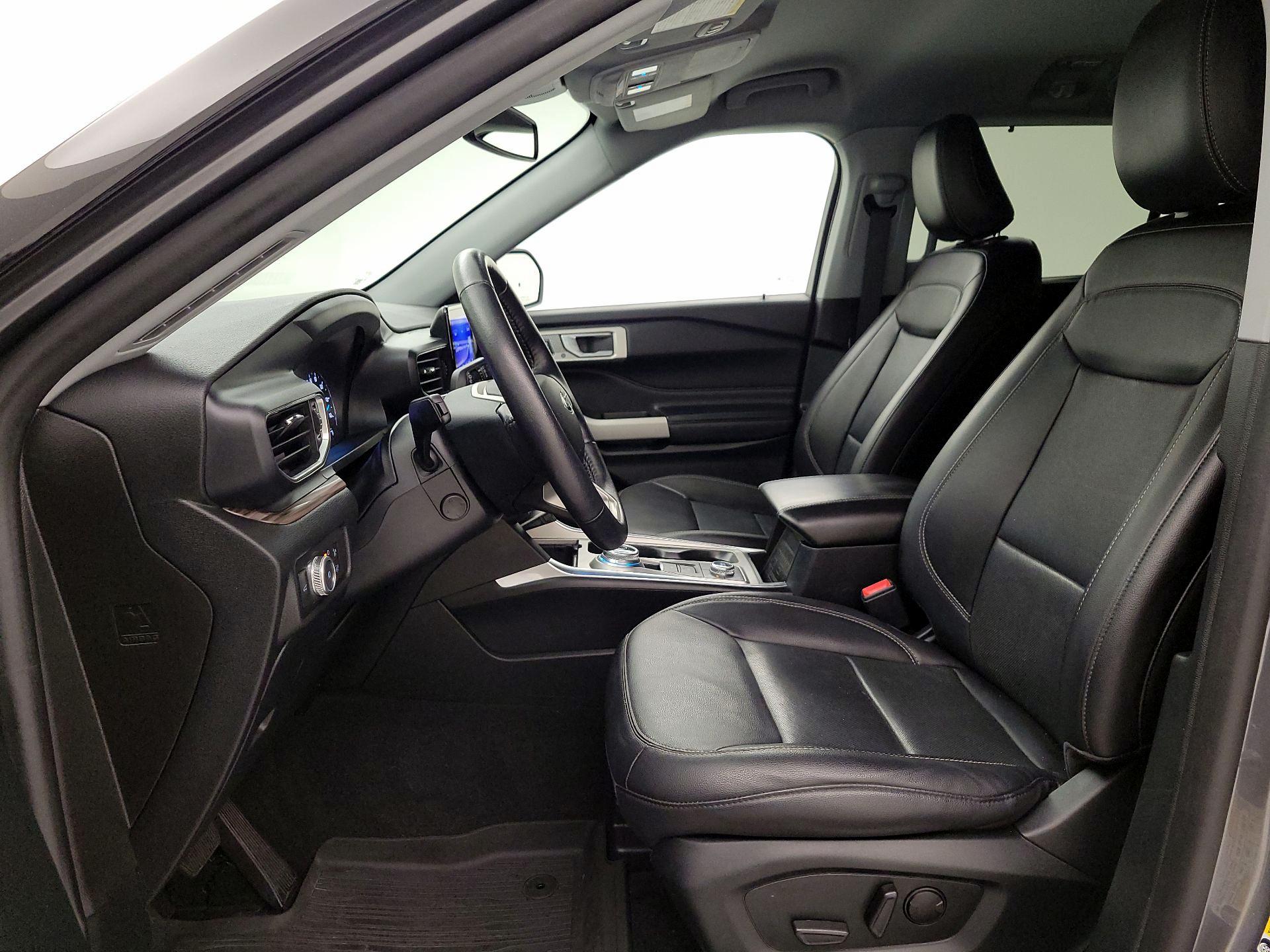 Thumbnail: 2021 Ford Explorer - 11