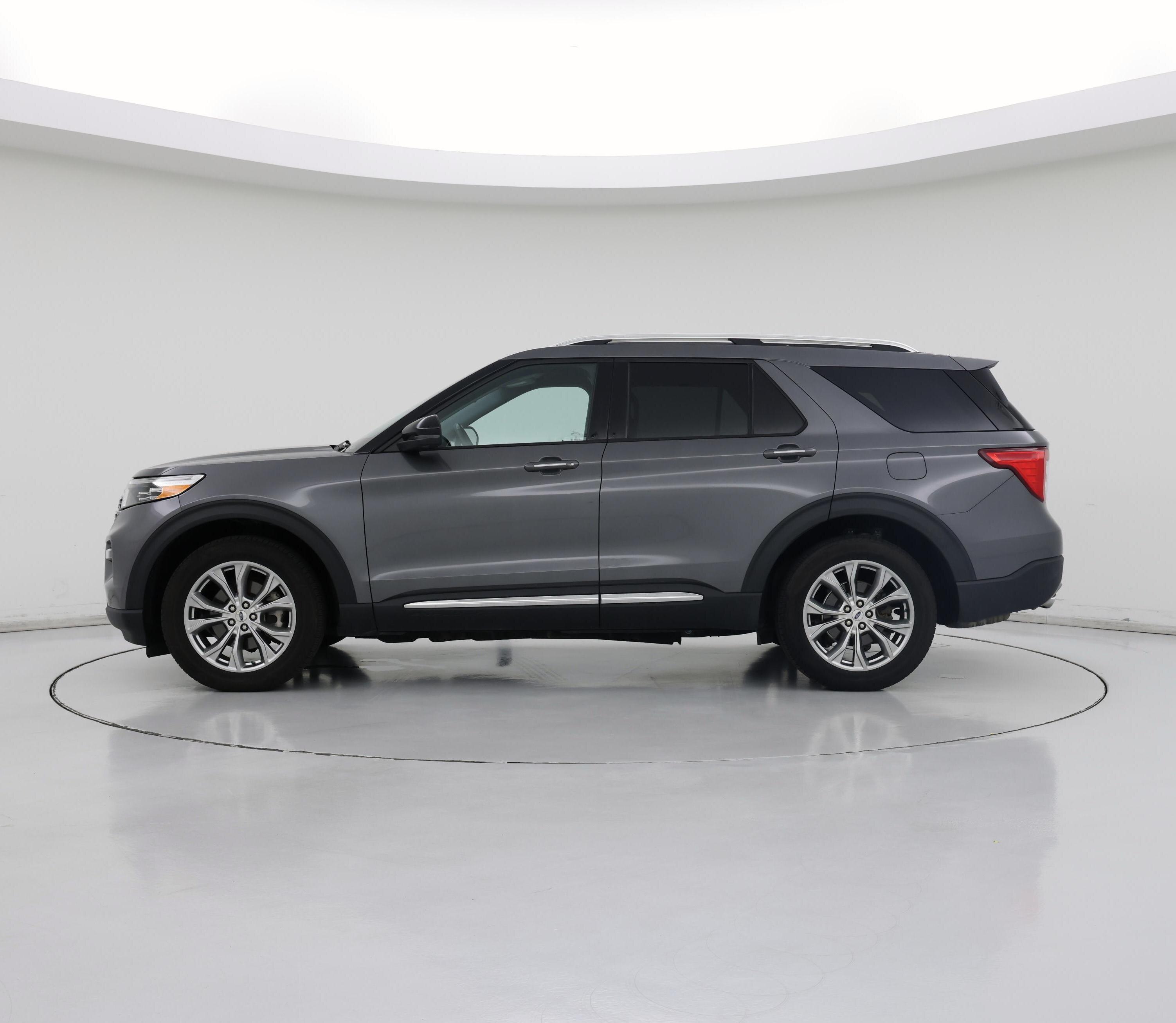 Thumbnail: 2021 Ford Explorer - 3
