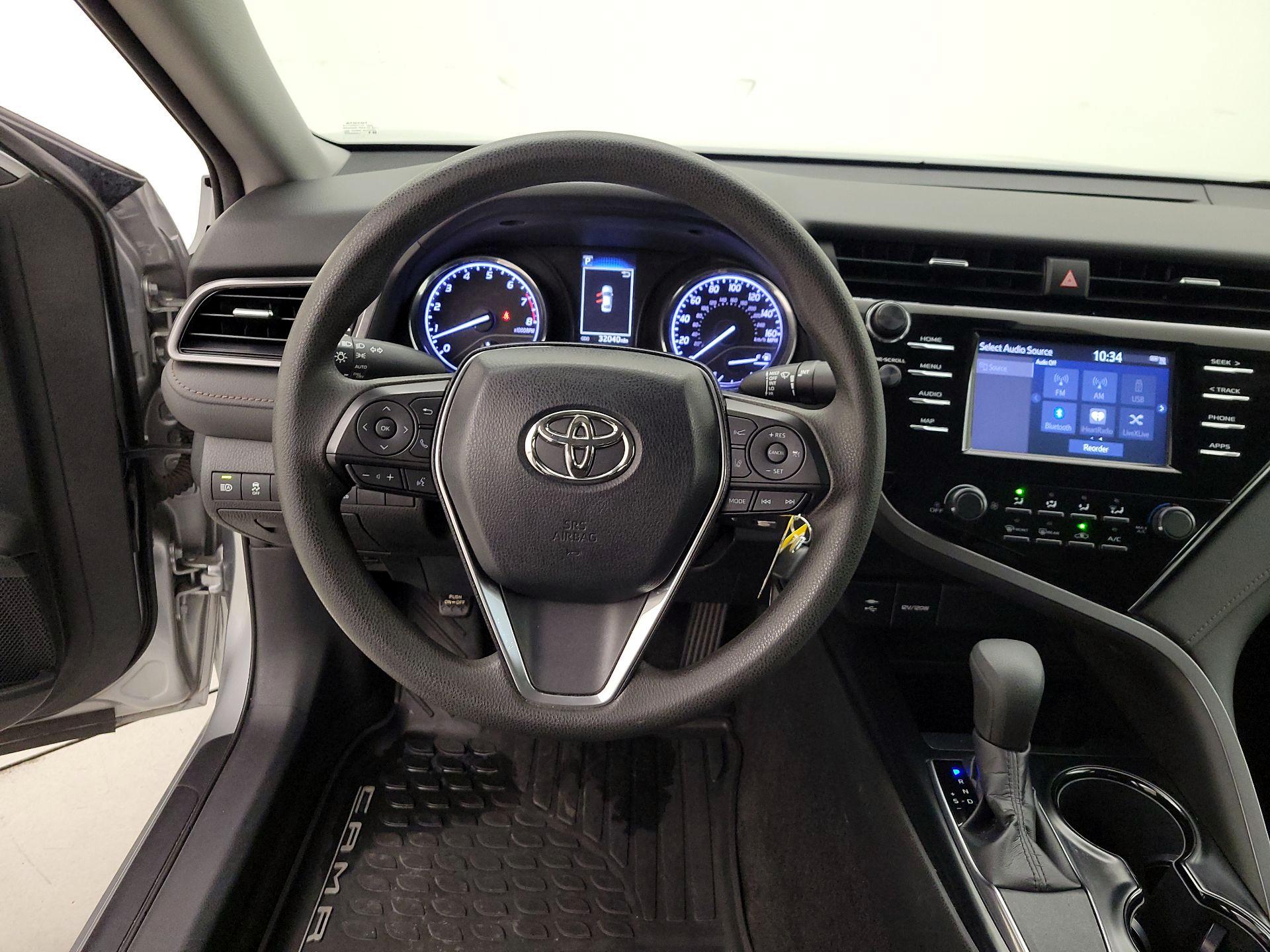 Thumbnail: 2019 Toyota Camry - 10