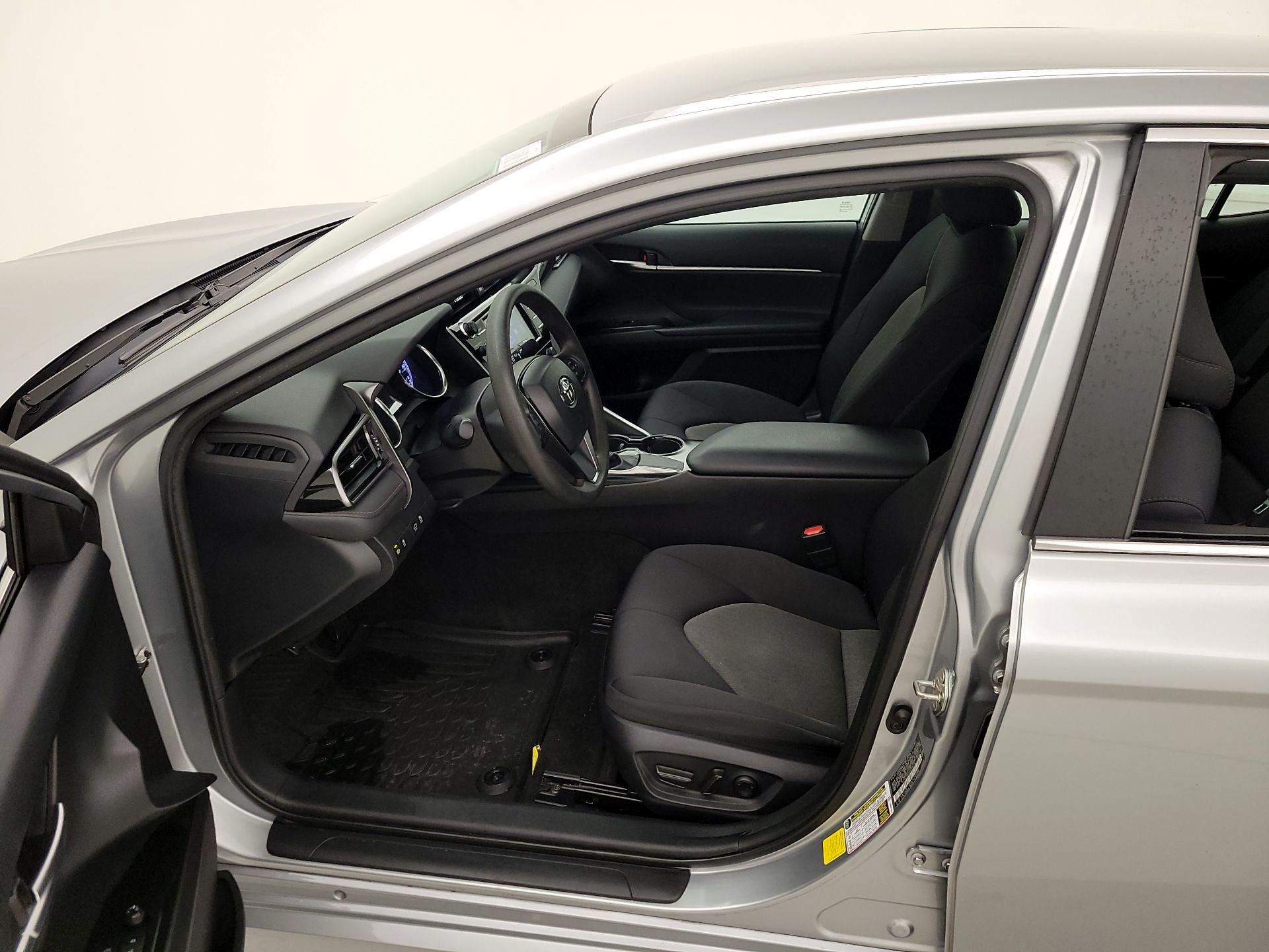 Thumbnail: 2019 Toyota Camry - 11