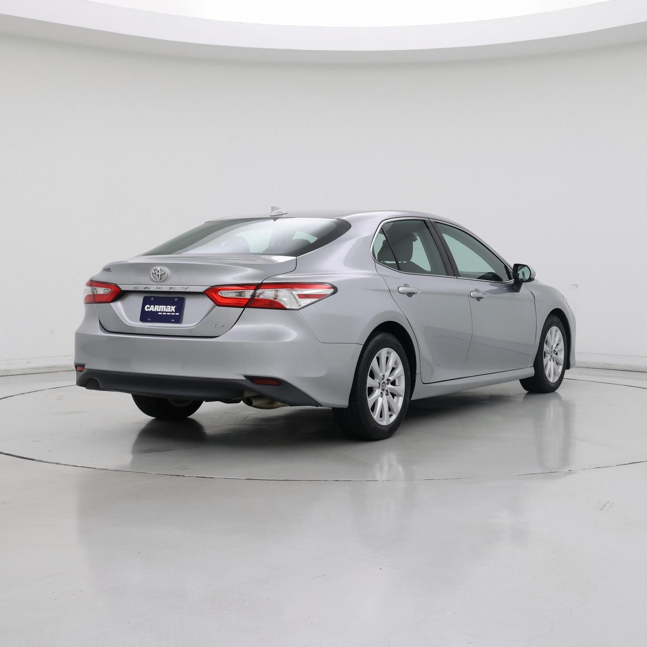 Thumbnail: 2019 Toyota Camry - 8