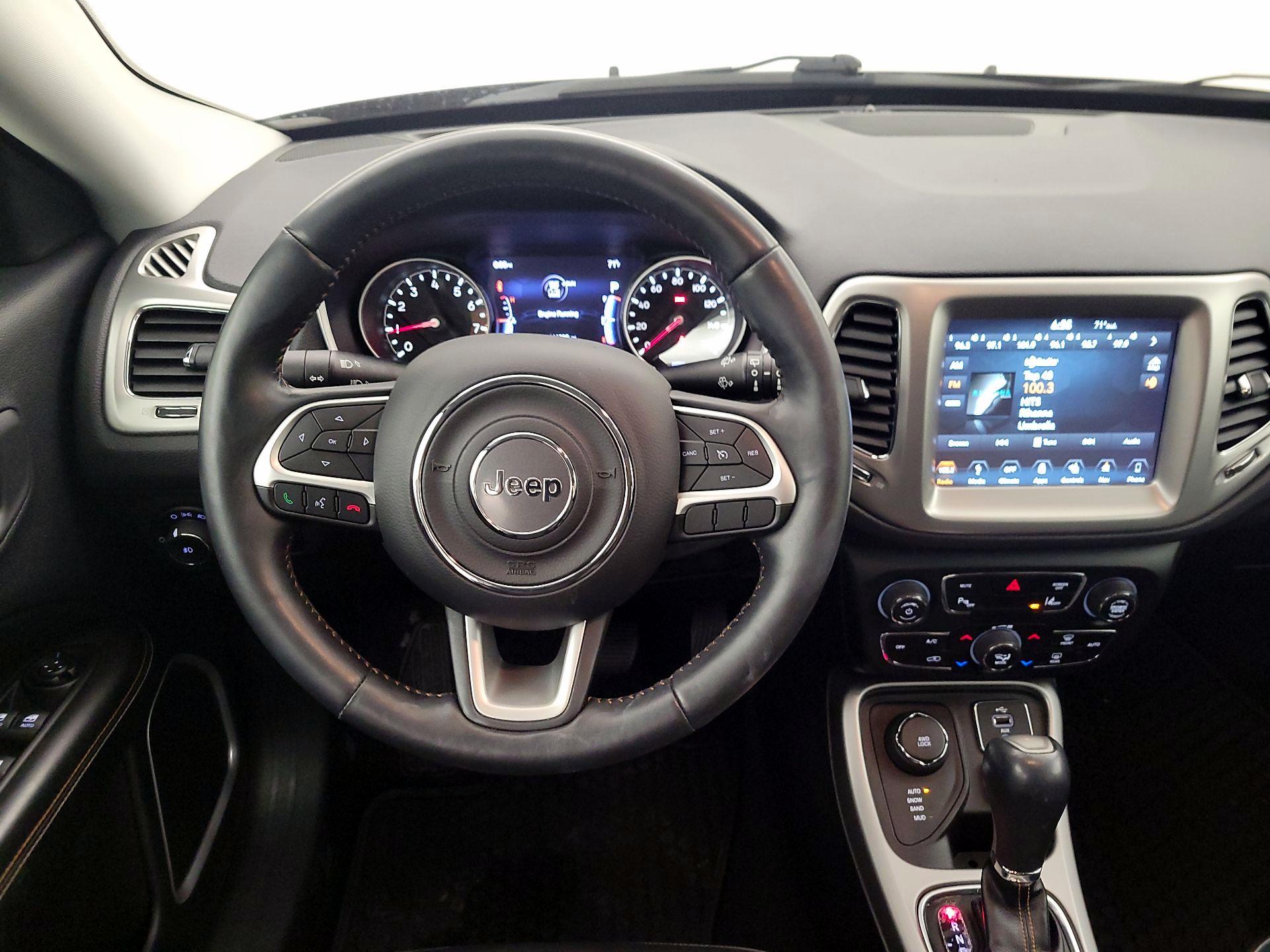 Thumbnail: 2018 Jeep Compass - 10