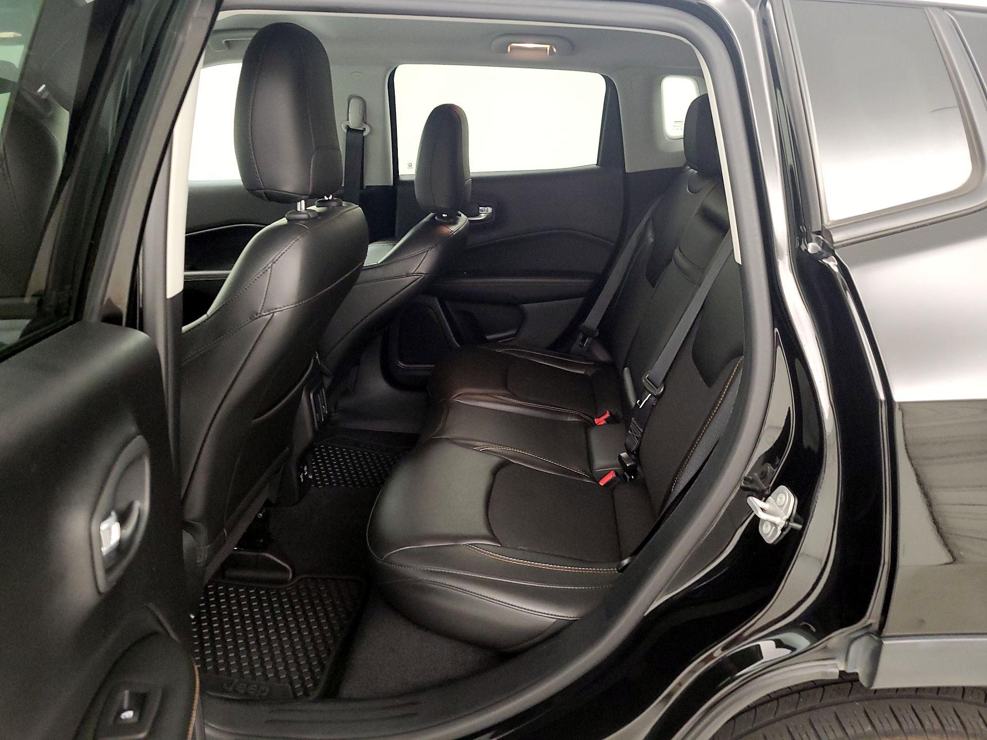 Thumbnail: 2018 Jeep Compass - 18