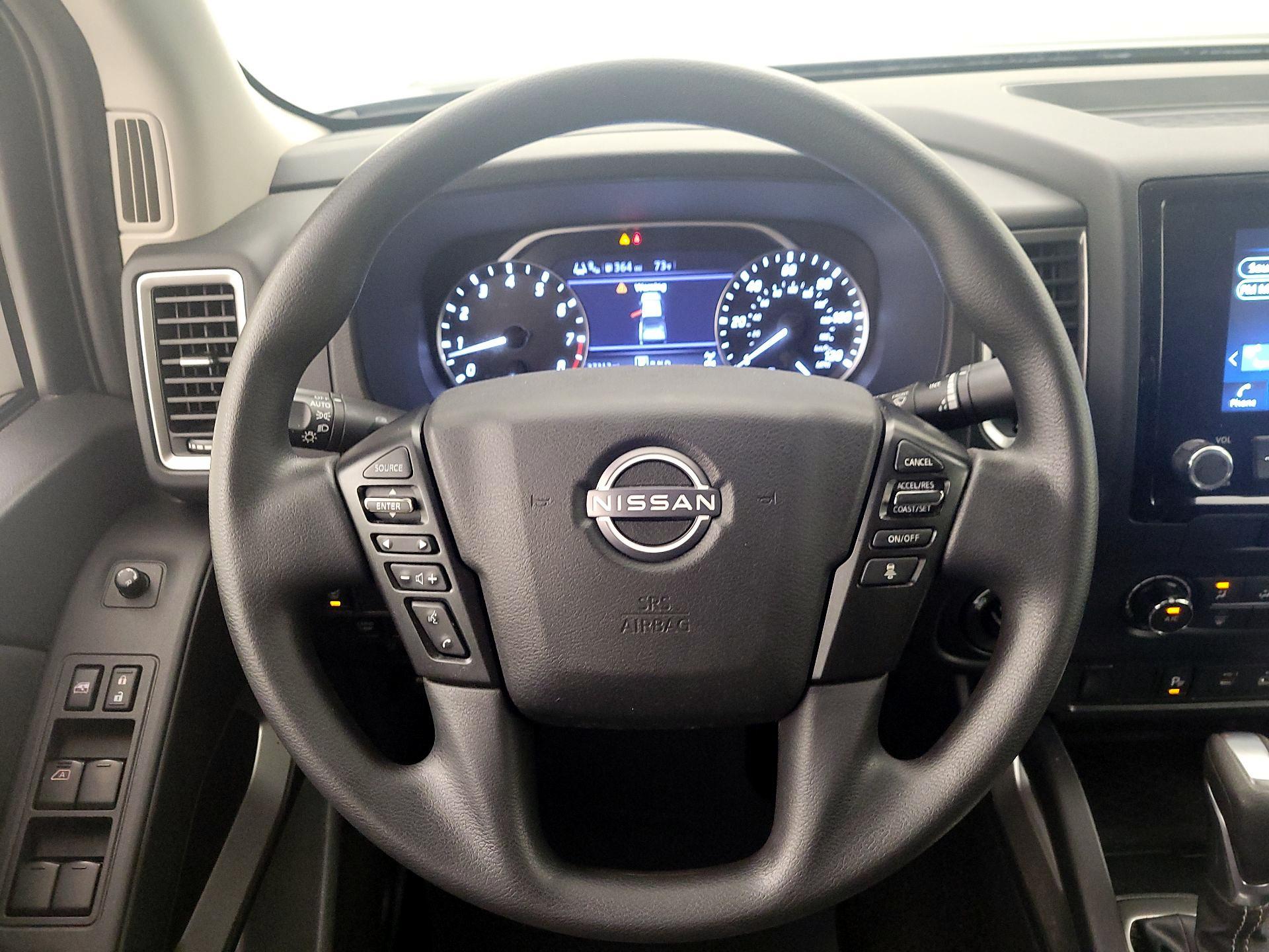 Thumbnail: 2022 Nissan Frontier - 10