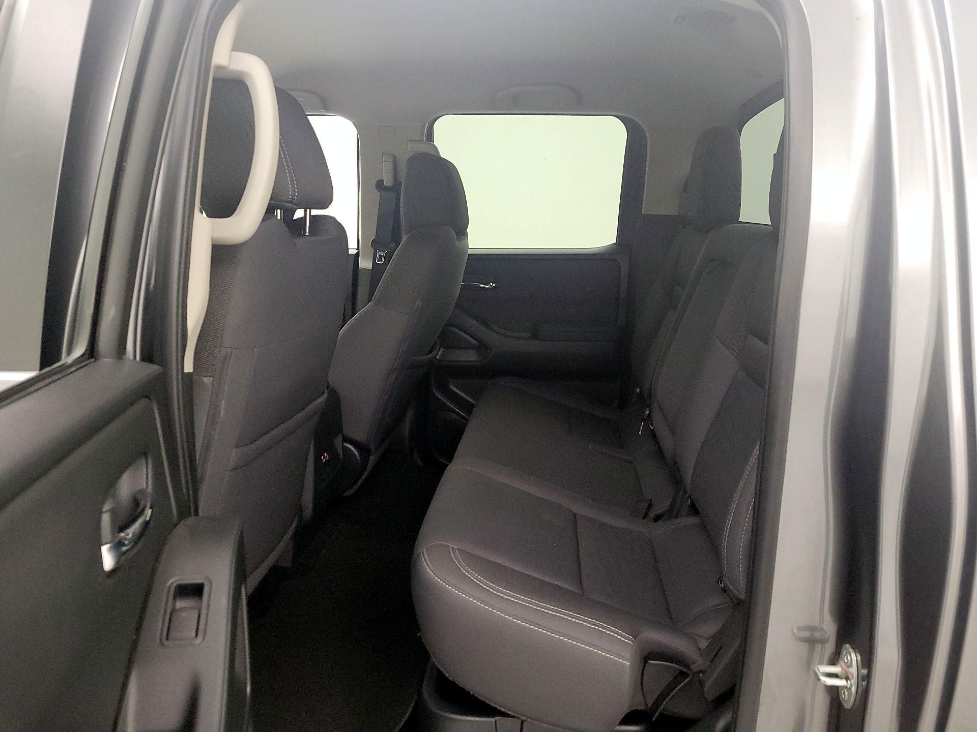 Thumbnail: 2022 Nissan Frontier - 19