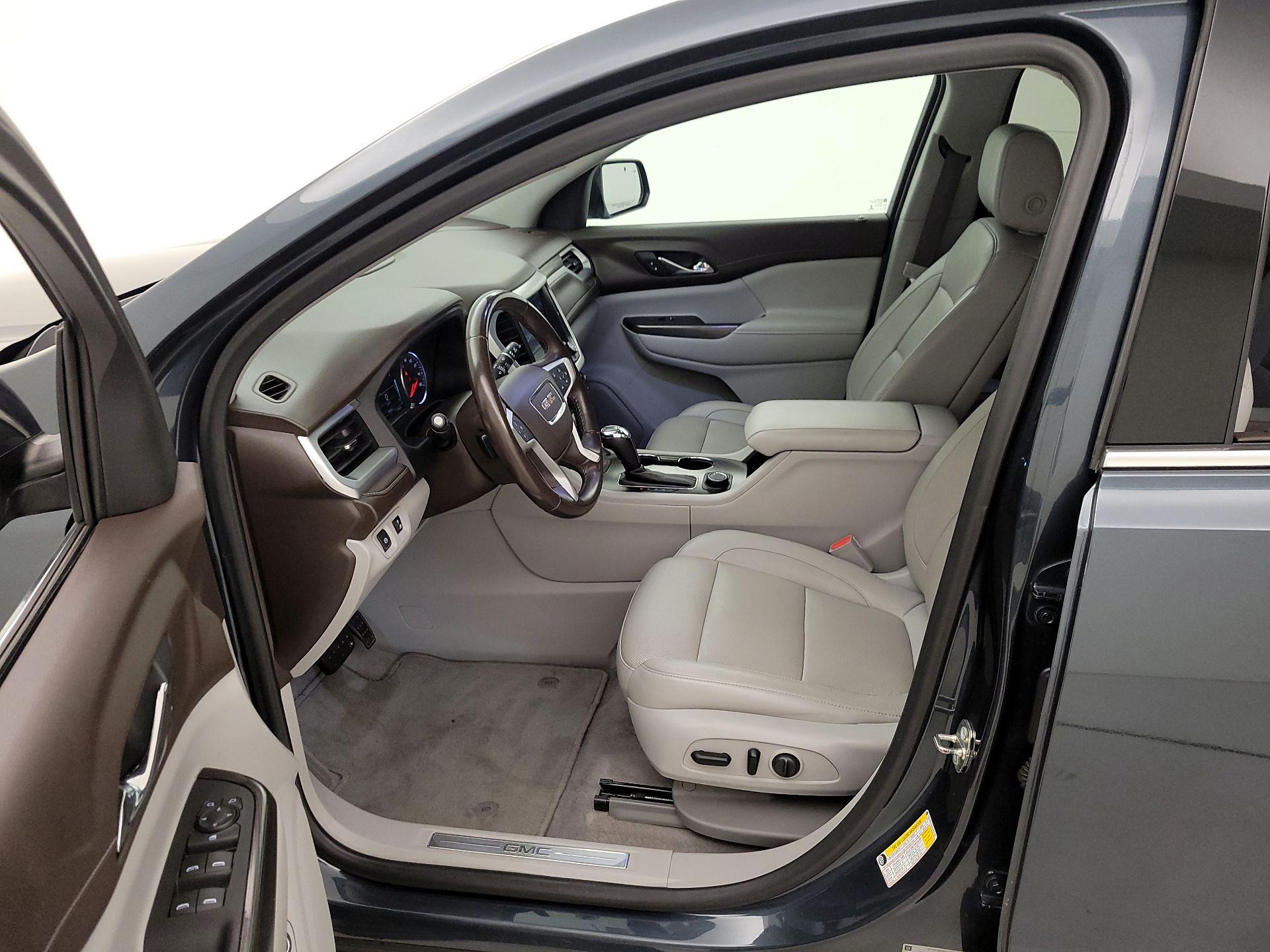 Thumbnail: 2019 GMC Acadia - 11