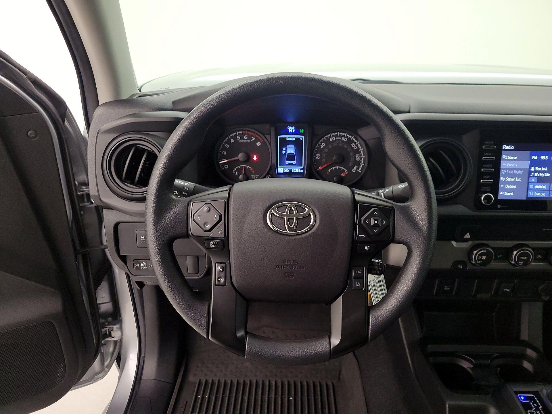 Thumbnail: 2022 Toyota Tacoma - 10