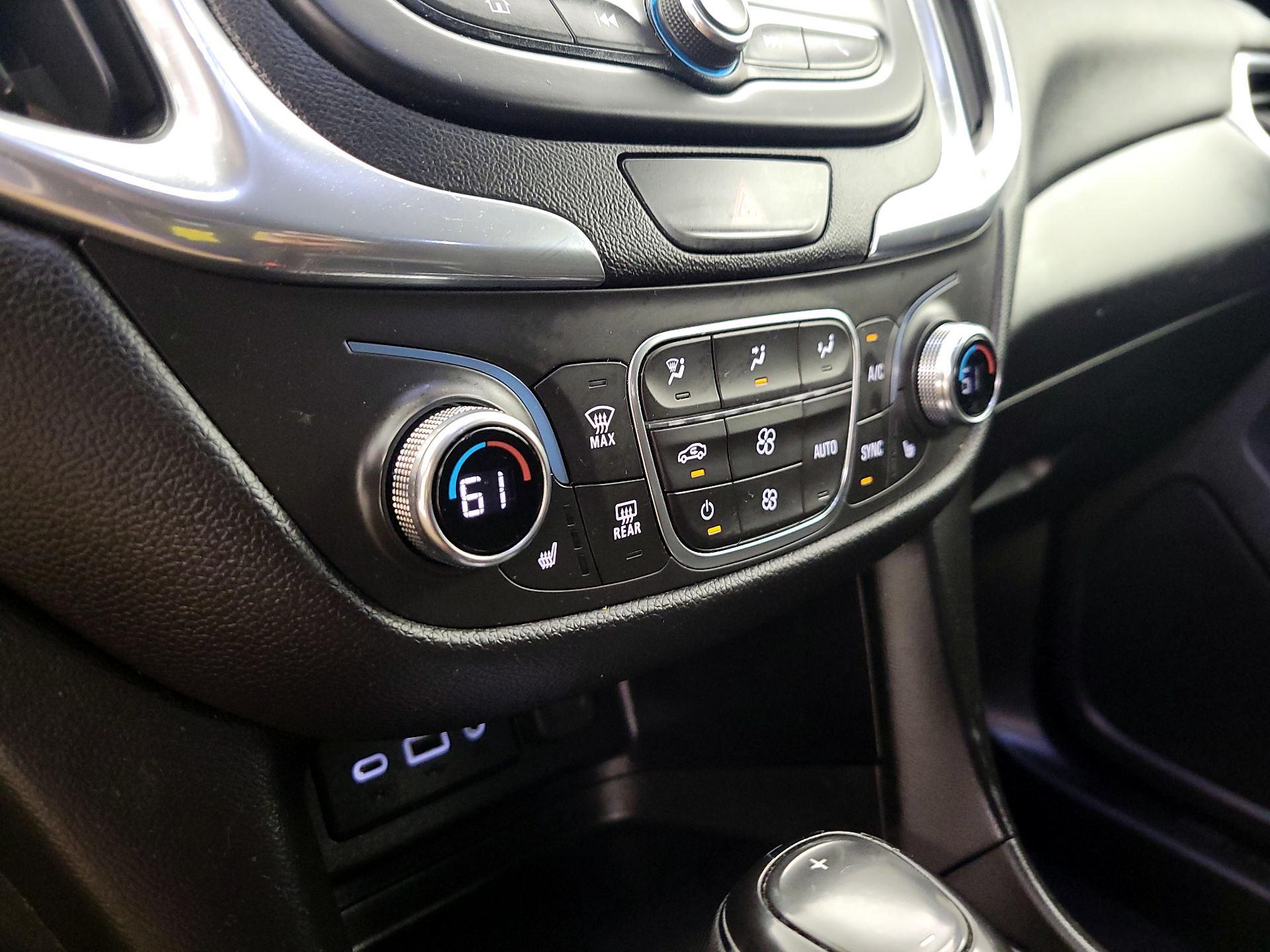 Thumbnail: 2020 Chevrolet Equinox - 16