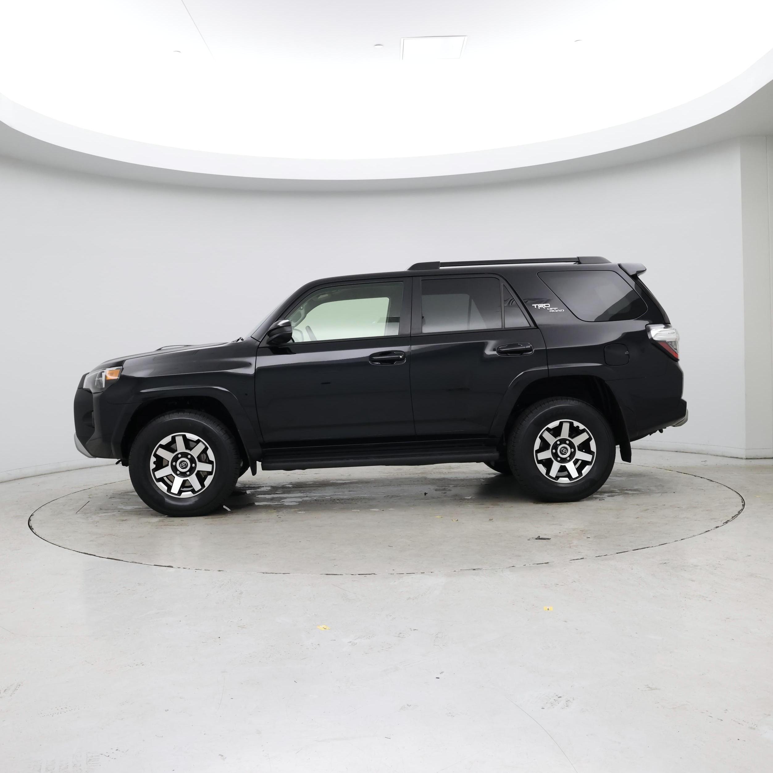 Thumbnail: 2024 Toyota 4Runner - 3